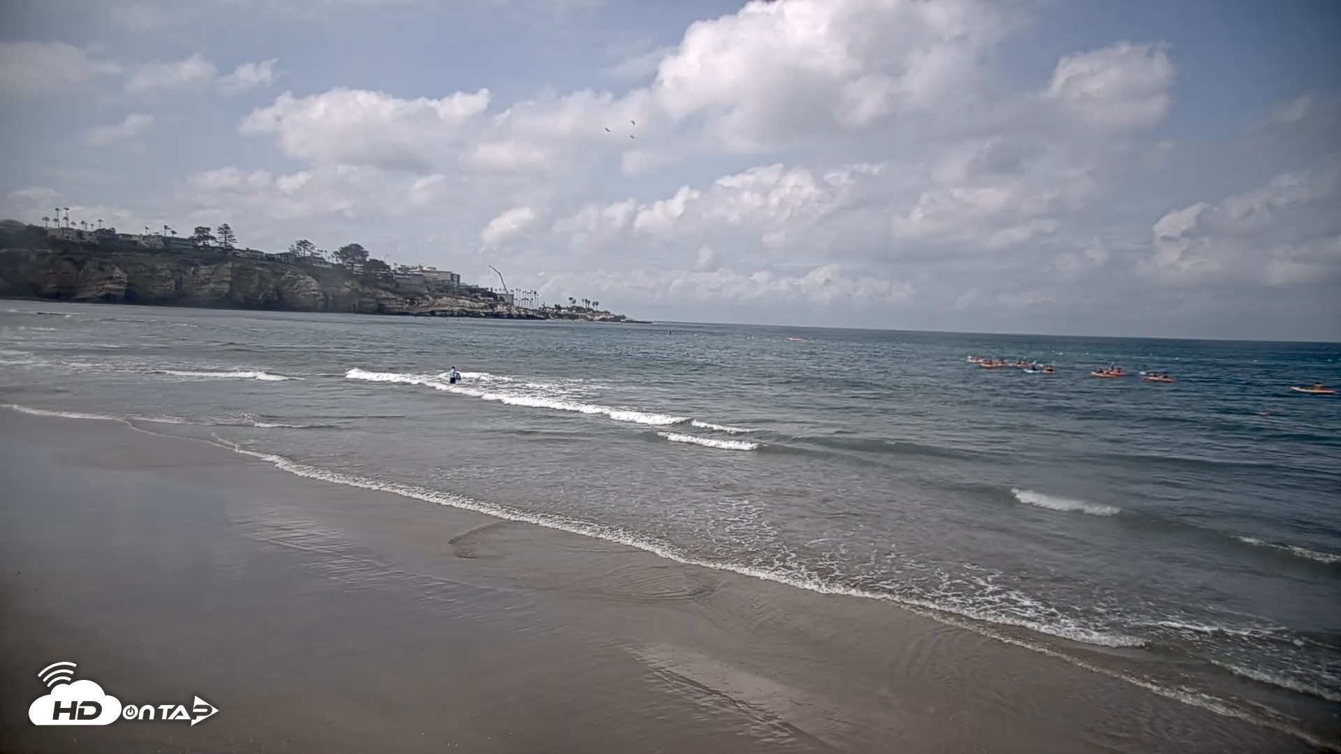 Snapshot of La Jolla Shores Live Surf Cam taken Oct 21, 2026, 12:34pm PDT