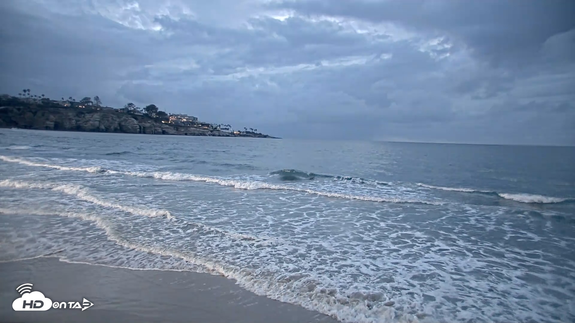 Snapshot of La Jolla Shores Live Surf Cam taken Apr 25, 2026, 7:42pm PDT