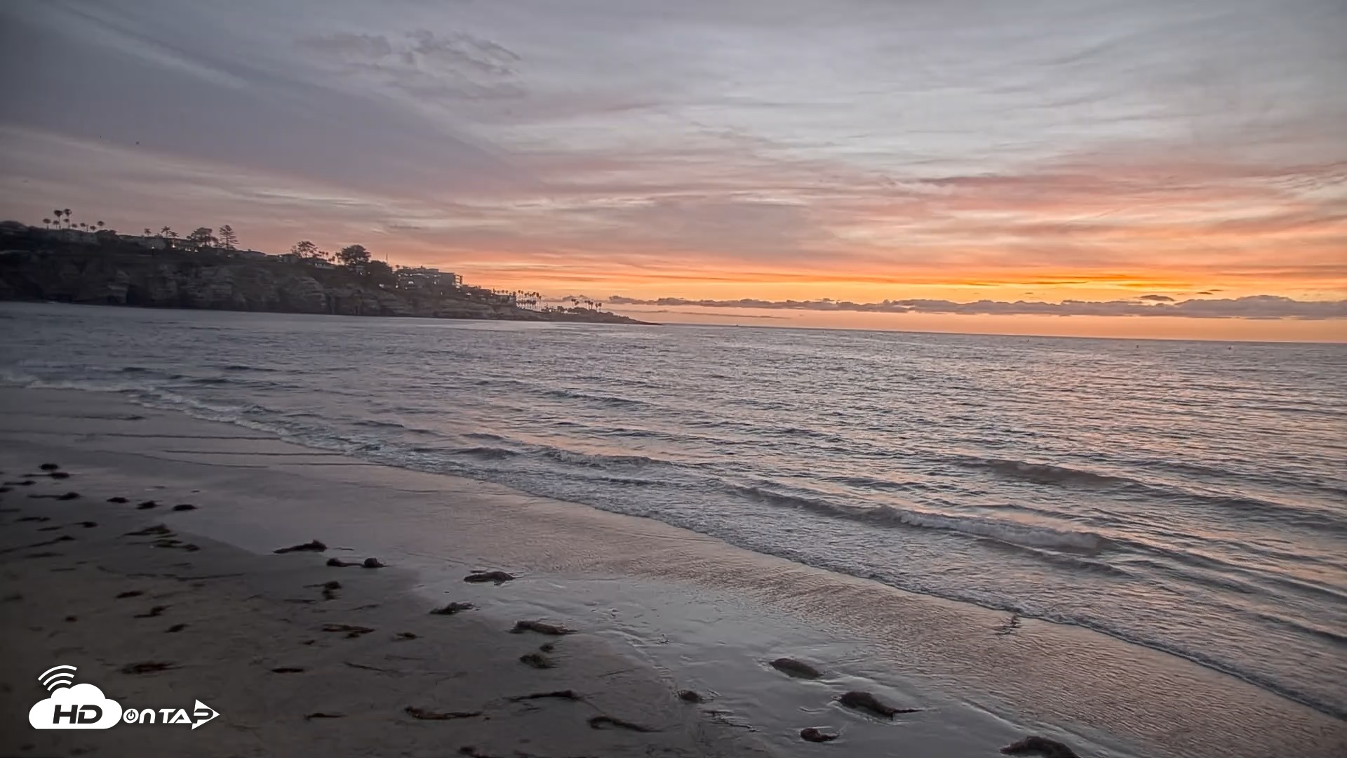 Snapshot of La Jolla Shores Live Surf Cam taken Apr 20, 2026, 7:36pm PDT