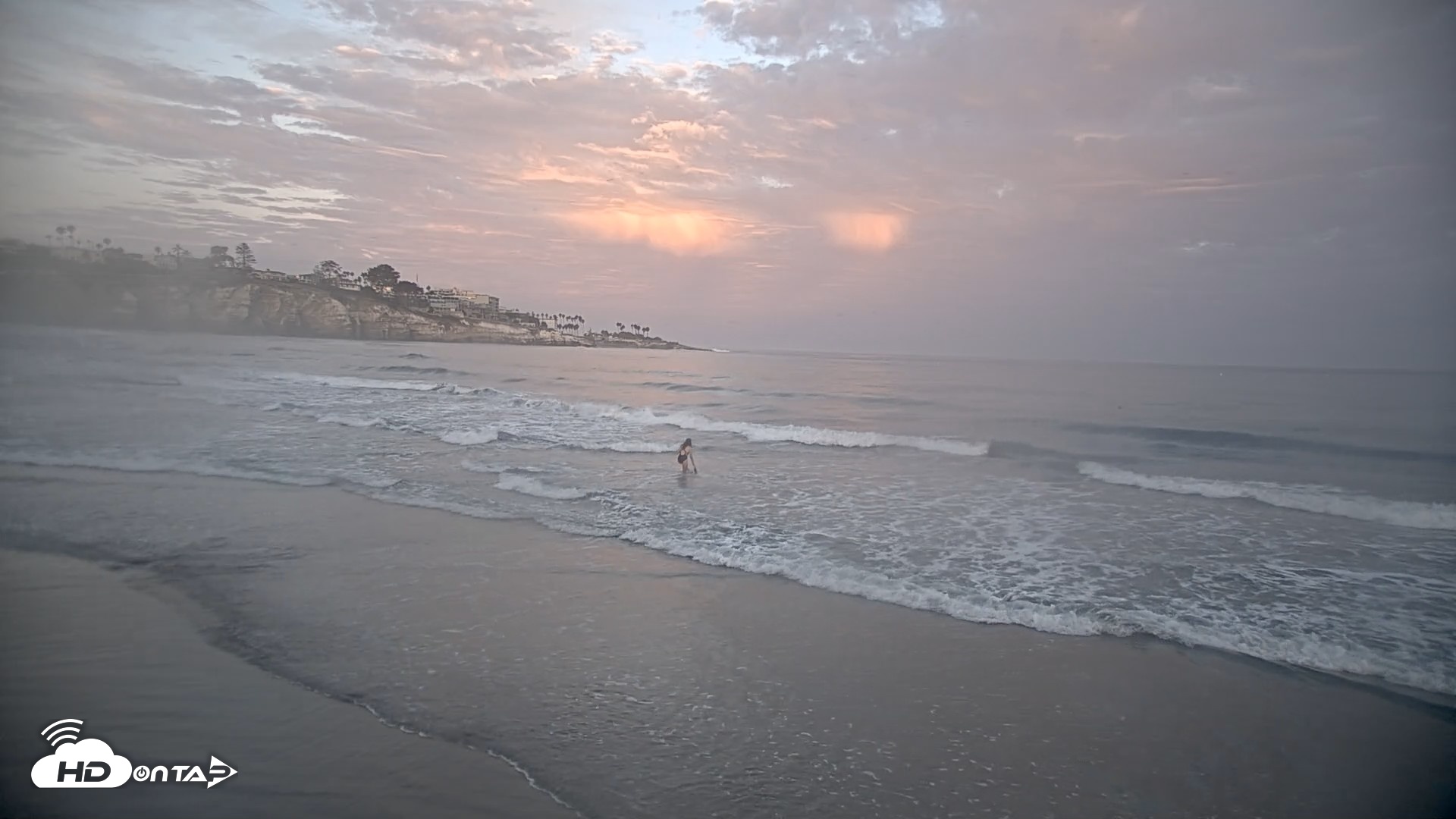 Snapshot of La Jolla Shores Live Surf Cam taken Sep 8, 2026, 6:33am PDT