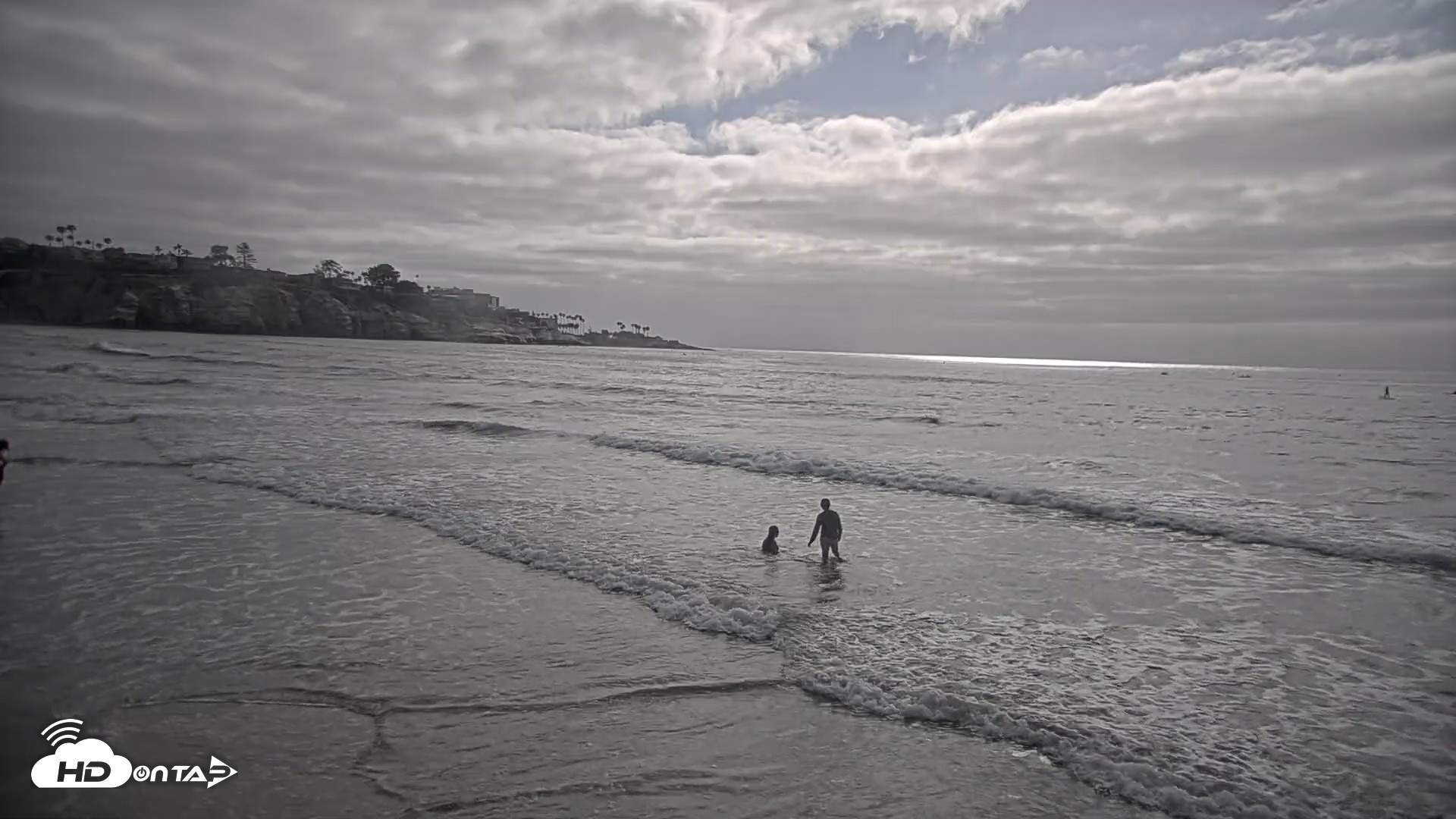 Snapshot of La Jolla Shores Live Surf Cam taken Jun 28, 2026, 5:24pm PDT
