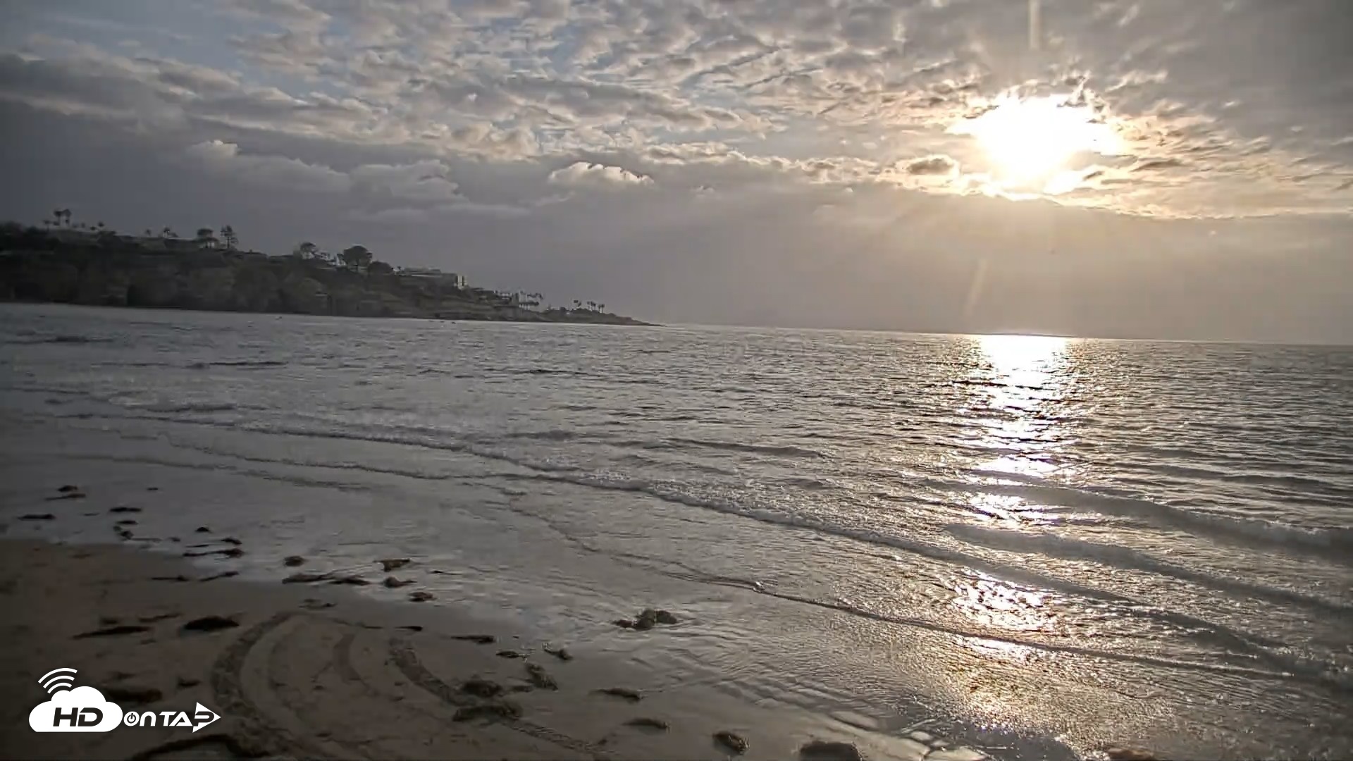 Snapshot of La Jolla Shores Live Surf Cam taken May 3, 2026, 6:38pm PDT