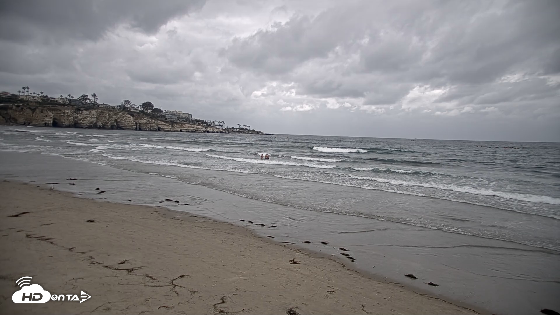 Snapshot of La Jolla Shores Live Surf Cam taken Apr 25, 2026, 3:46pm PDT