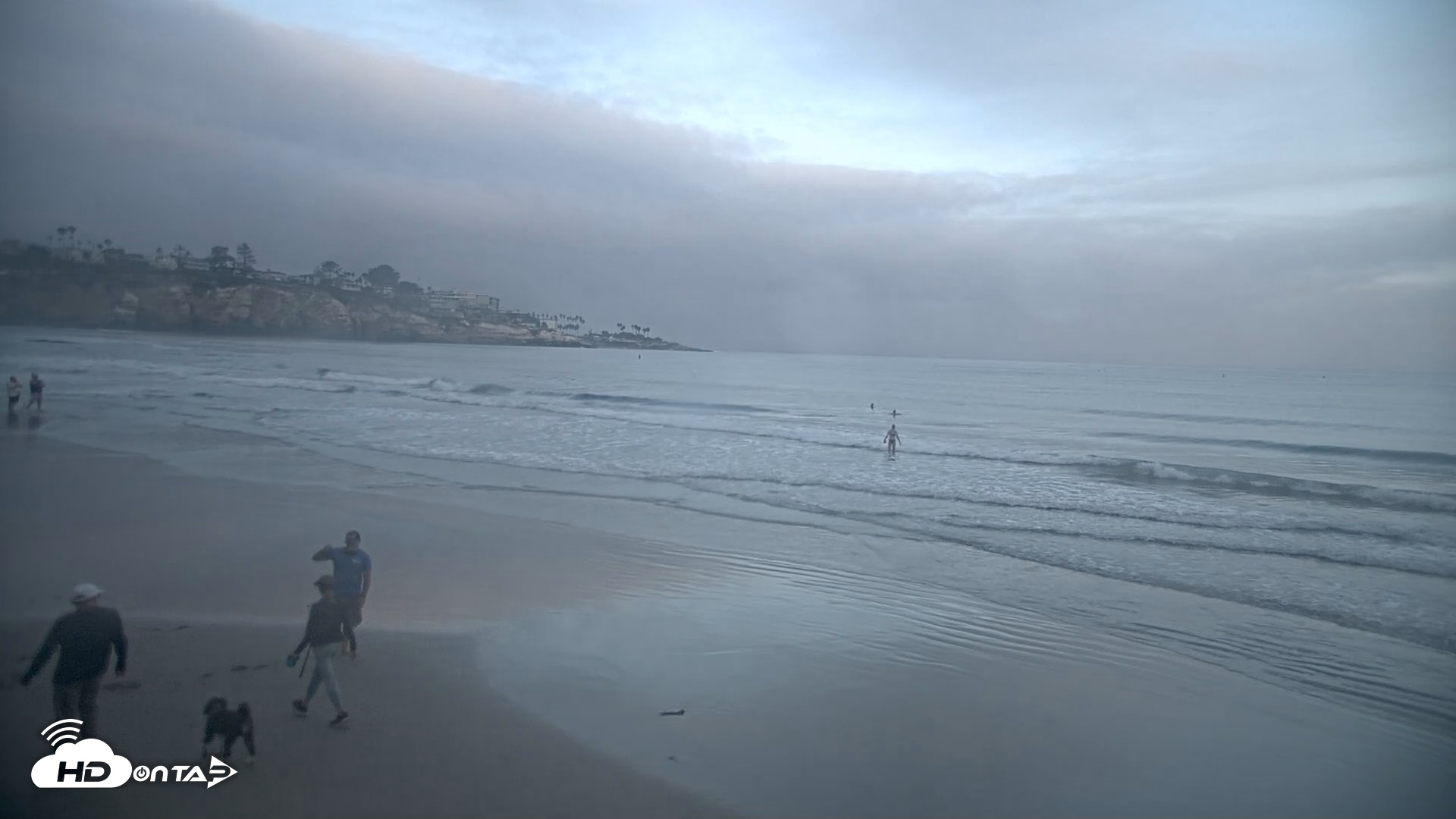 Snapshot of La Jolla Shores Live Surf Cam taken Sep 12, 2026, 7:00am PDT