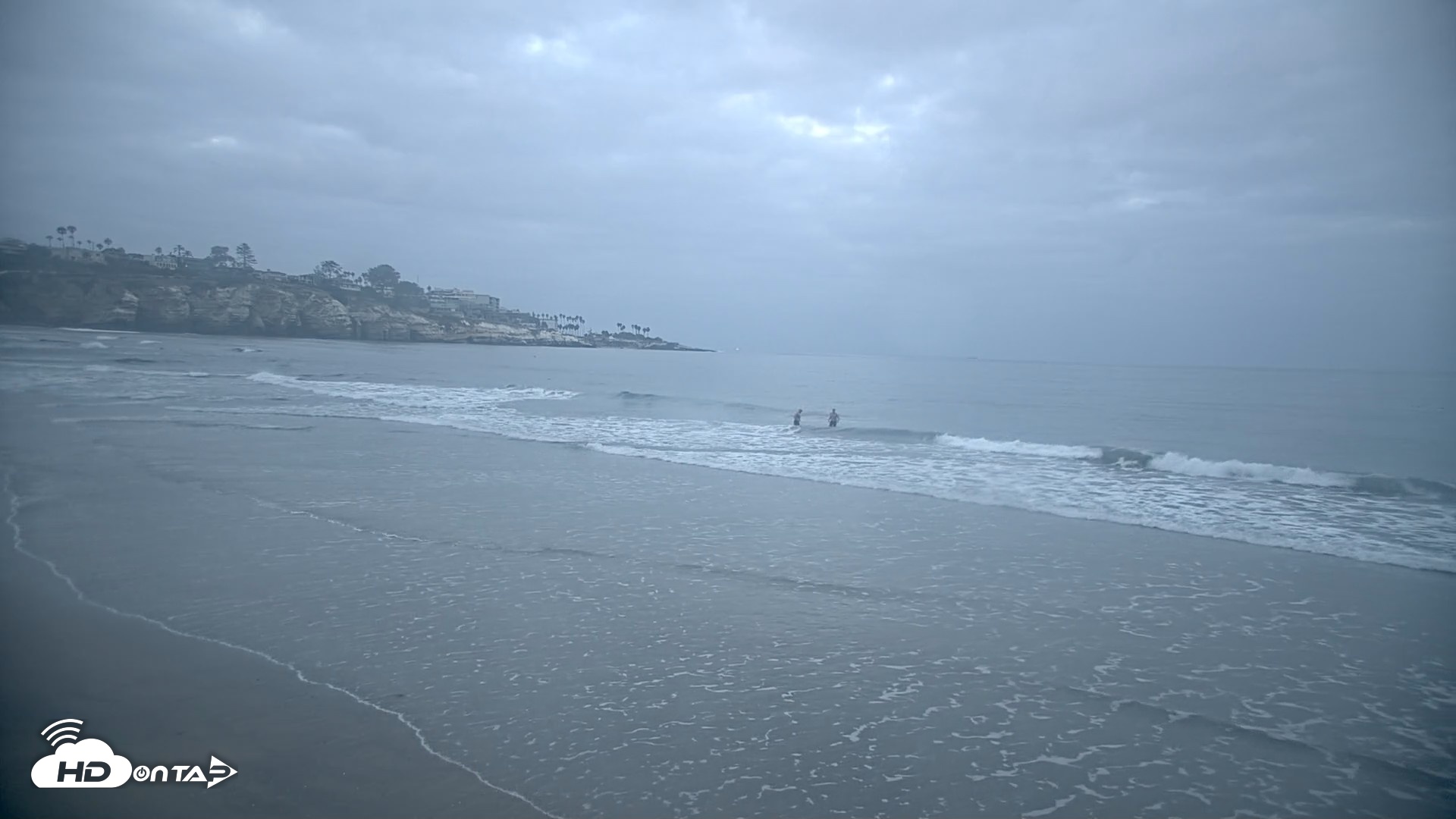 Snapshot of La Jolla Shores Live Surf Cam taken Sep 16, 2026, 6:39am PDT