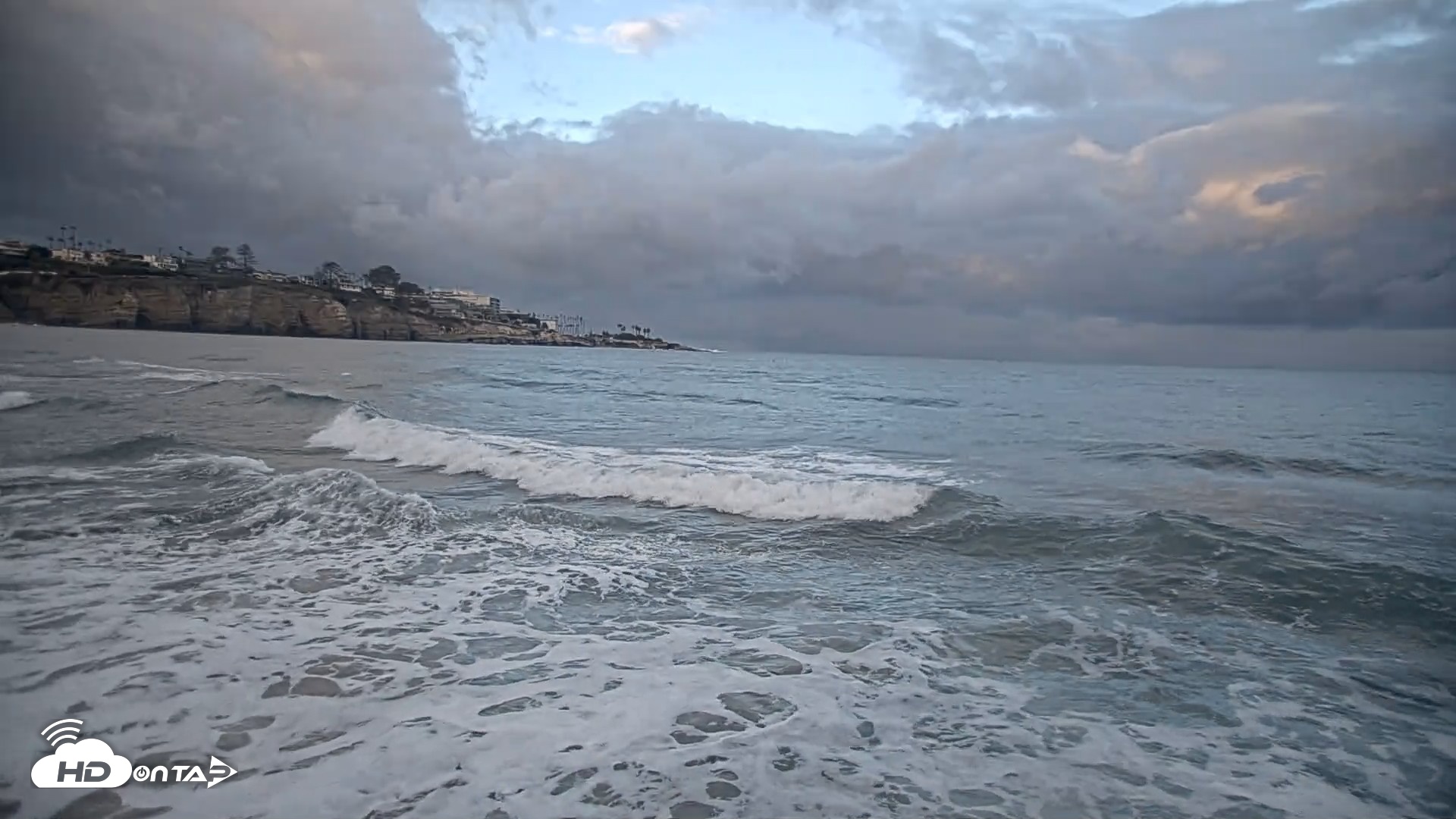 Snapshot of La Jolla Shores Live Surf Cam taken Oct 23, 2026, 7:34am PDT