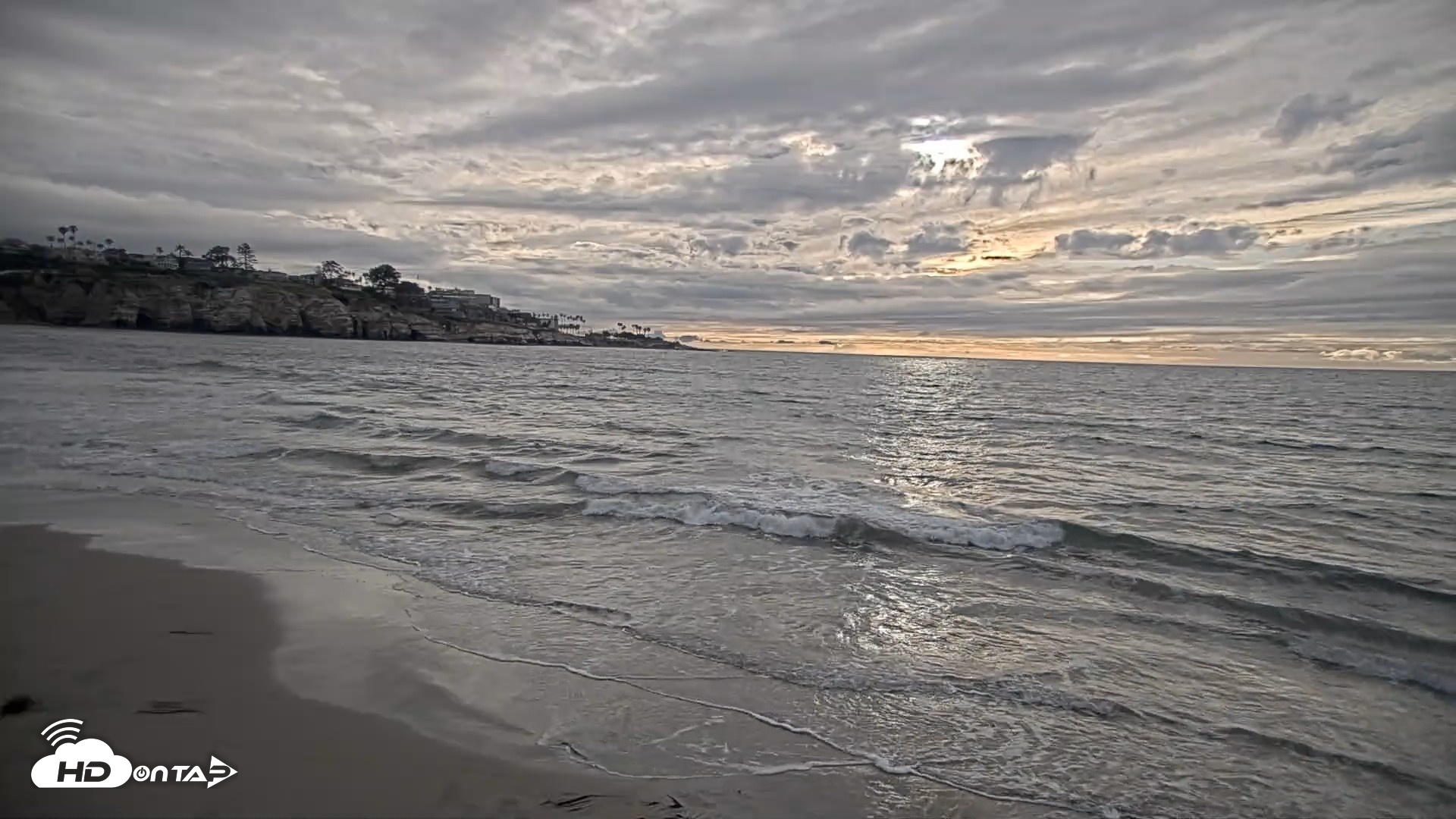 Snapshot of La Jolla Shores Live Surf Cam taken Apr 12, 2026, 6:23pm PDT