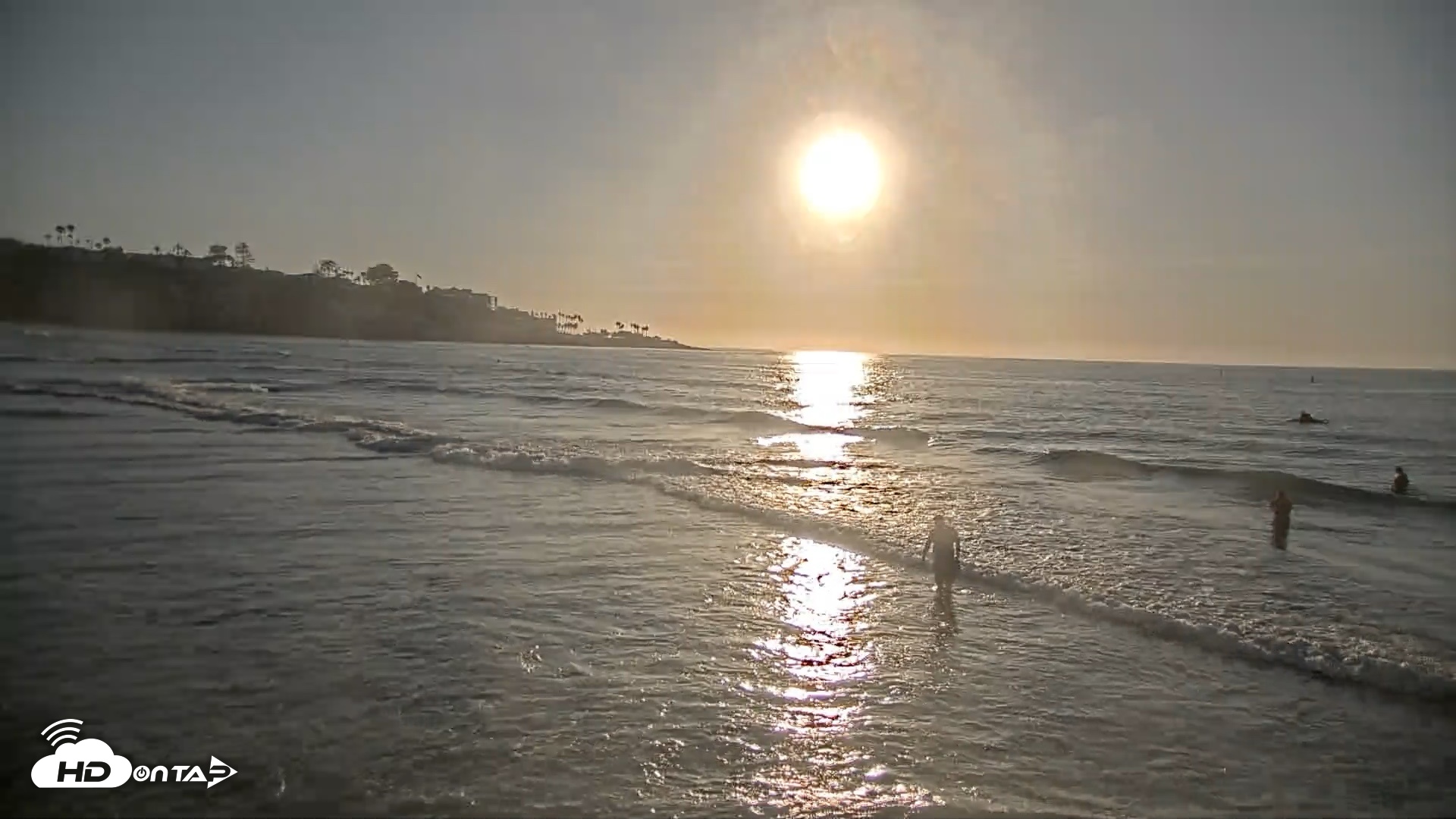 Snapshot of La Jolla Shores Live Surf Cam taken Sep 10, 2026, 6:16pm PDT
