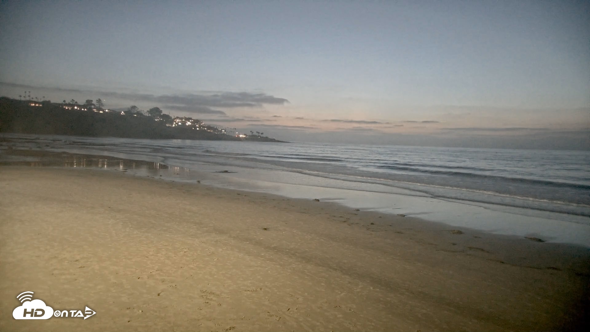 Snapshot of La Jolla Shores Live Surf Cam taken Sep 30, 2026, 7:08pm PDT