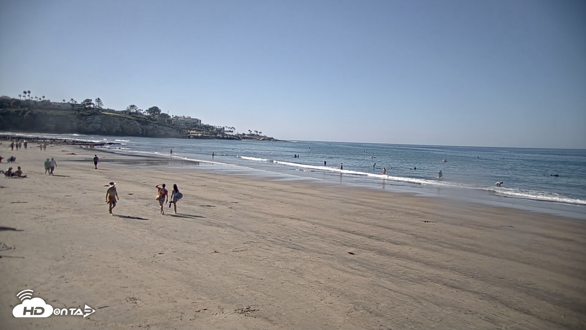 Snapshot of La Jolla Shores Live Surf Cam taken Feb 1, 2026, 1:14pm PST