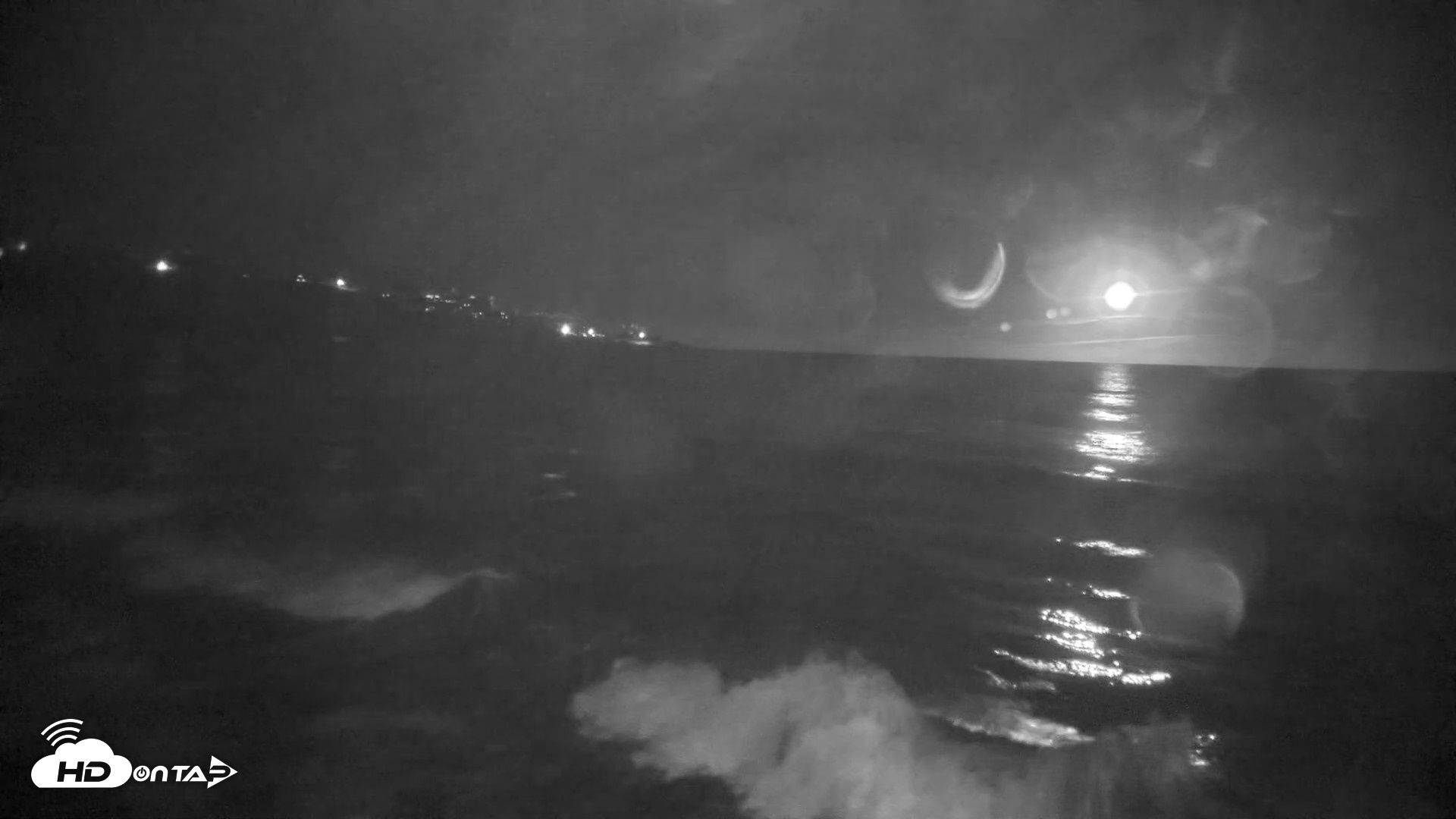 Snapshot of La Jolla Shores Live Surf Cam taken Oct 25, 2026, 6:11am PDT
