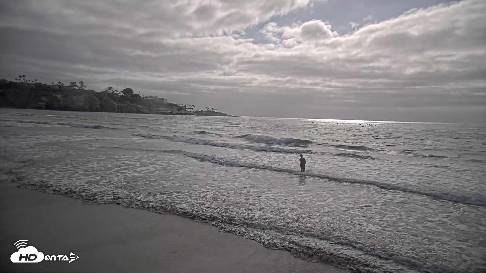 Snapshot of La Jolla Shores Live Surf Cam taken Jun 28, 2026, 5:27pm PDT