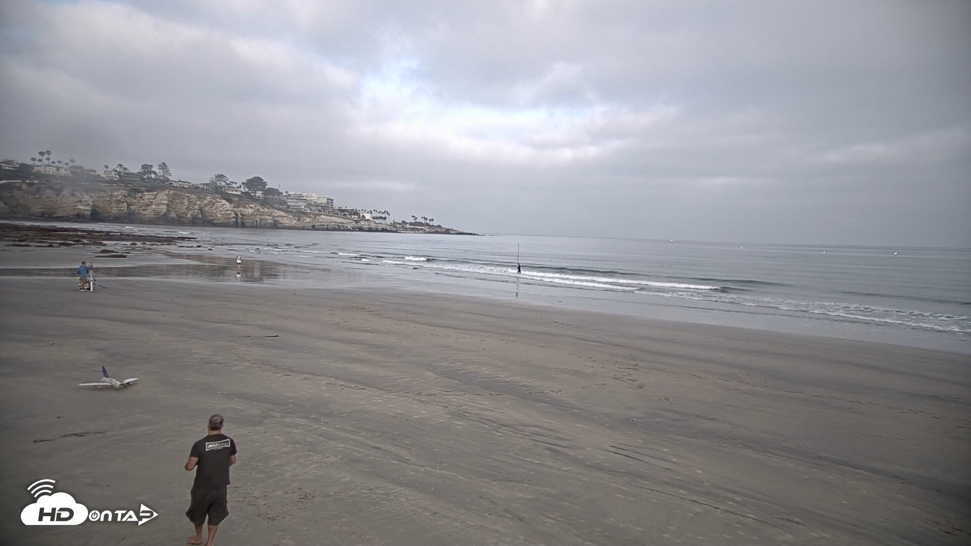 Snapshot of La Jolla Shores Live Surf Cam taken May 21, 2026, 7:16am PDT