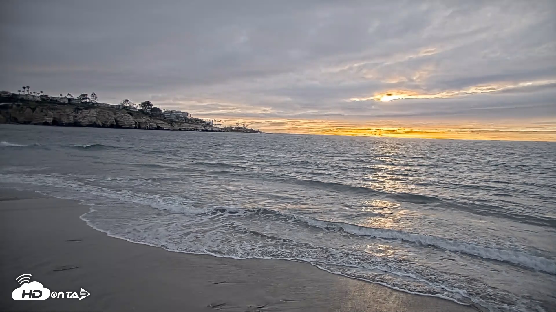 Snapshot of La Jolla Shores Live Surf Cam taken Apr 12, 2026, 6:56pm PDT