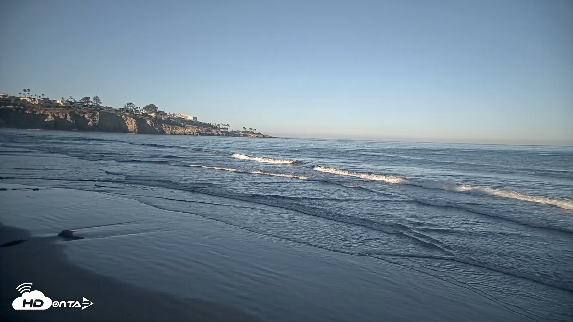 Snapshot of La Jolla Shores Live Surf Cam taken Oct 29, 2025, 7:57am PDT