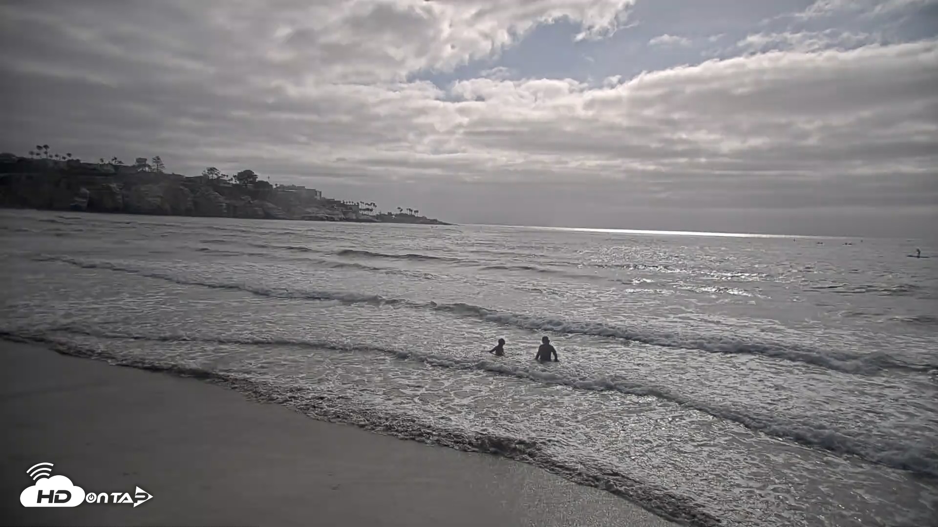 Snapshot of La Jolla Shores Live Surf Cam taken Jun 28, 2026, 5:24pm PDT