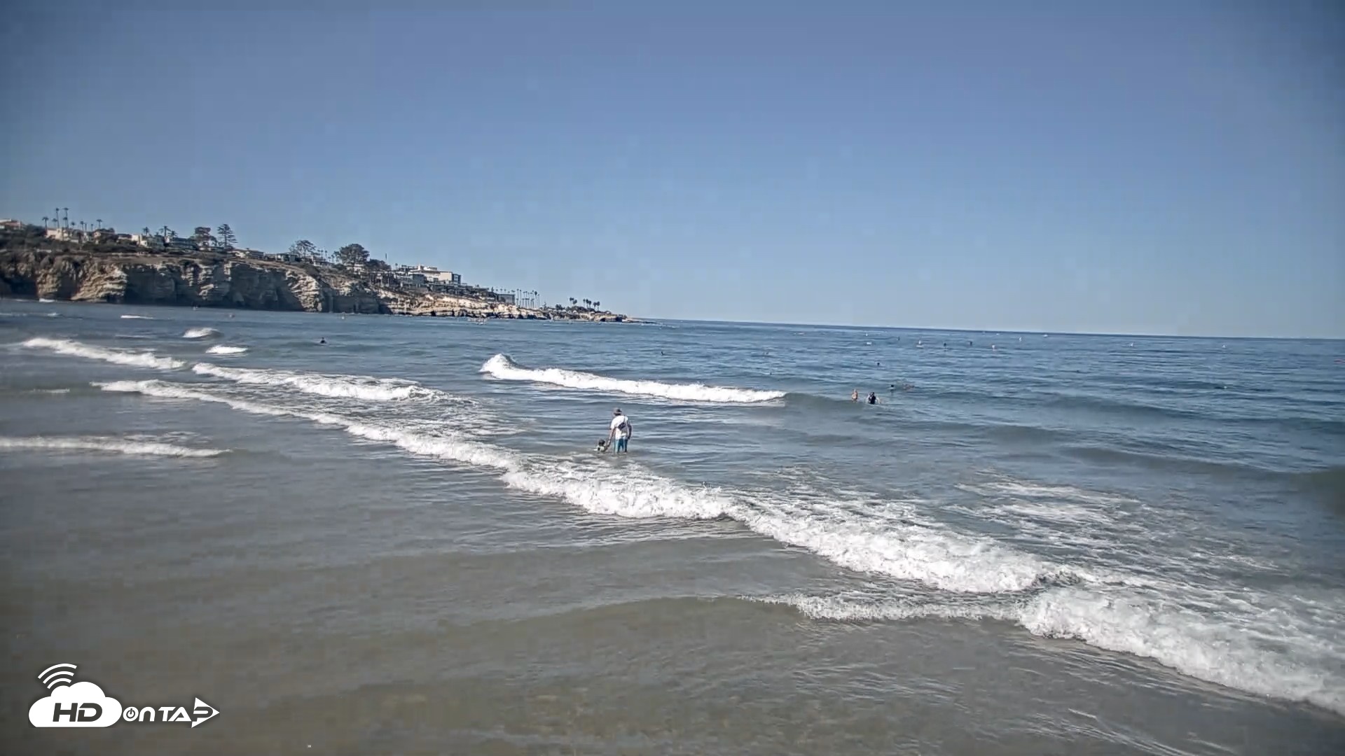 Snapshot of La Jolla Shores Live Surf Cam taken Oct 3, 2026, 10:54am PDT