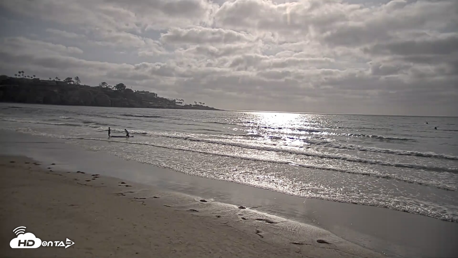 Snapshot of La Jolla Shores Live Surf Cam taken Apr 30, 2026, 5:19pm PDT