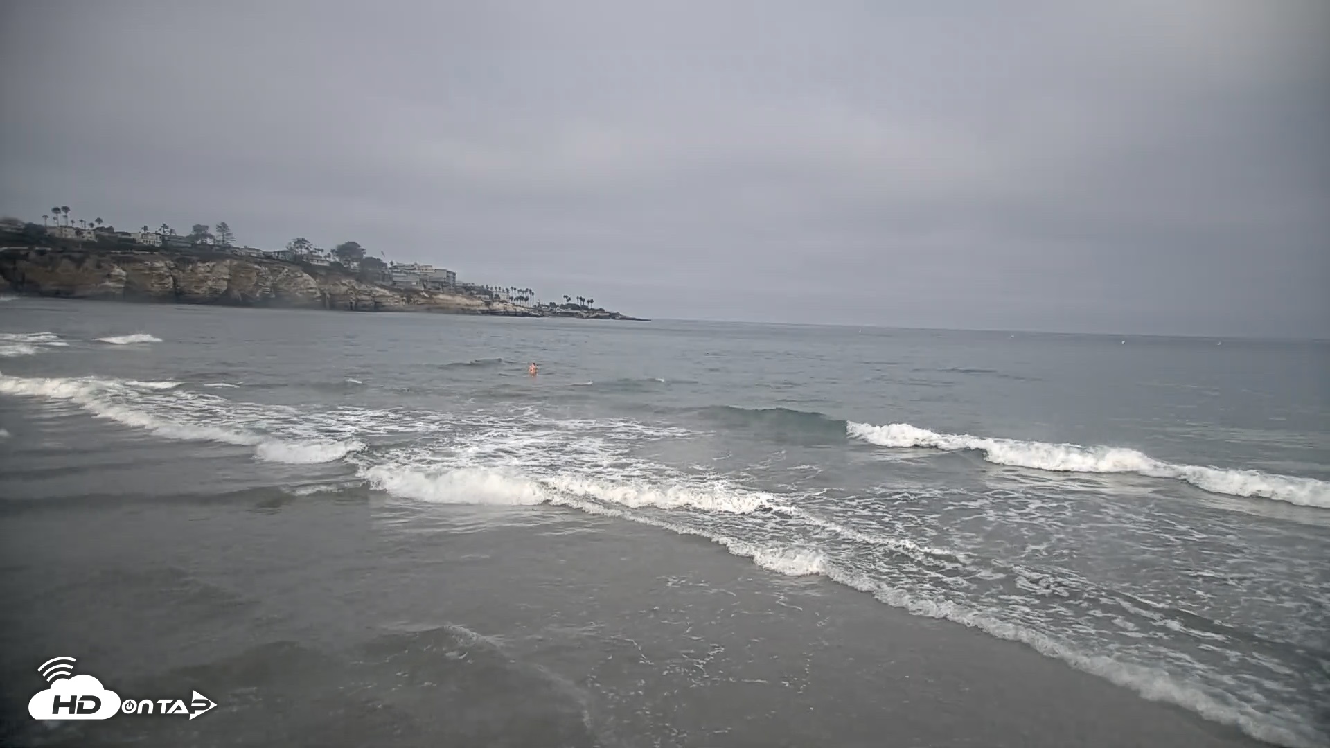 Snapshot of La Jolla Shores Live Surf Cam taken Sep 11, 2026, 7:47am PDT