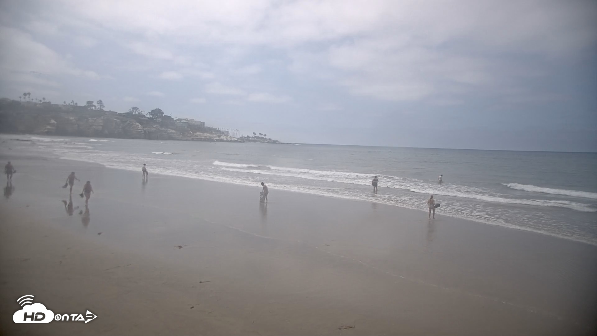 Snapshot of La Jolla Shores Live Surf Cam taken Sep 23, 2026, 1:25pm PDT