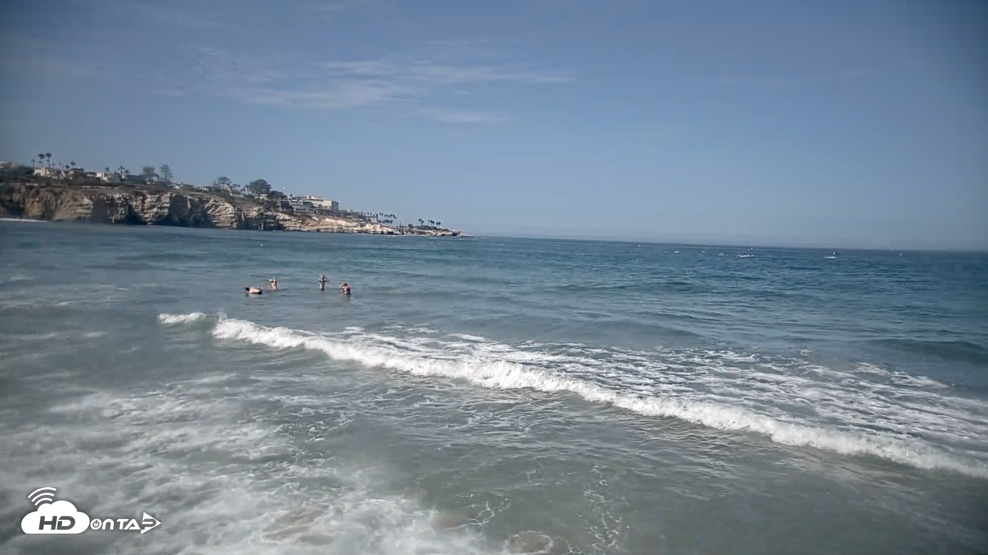 Snapshot of La Jolla Shores Live Surf Cam taken Sep 10, 2026, 10:48am PDT