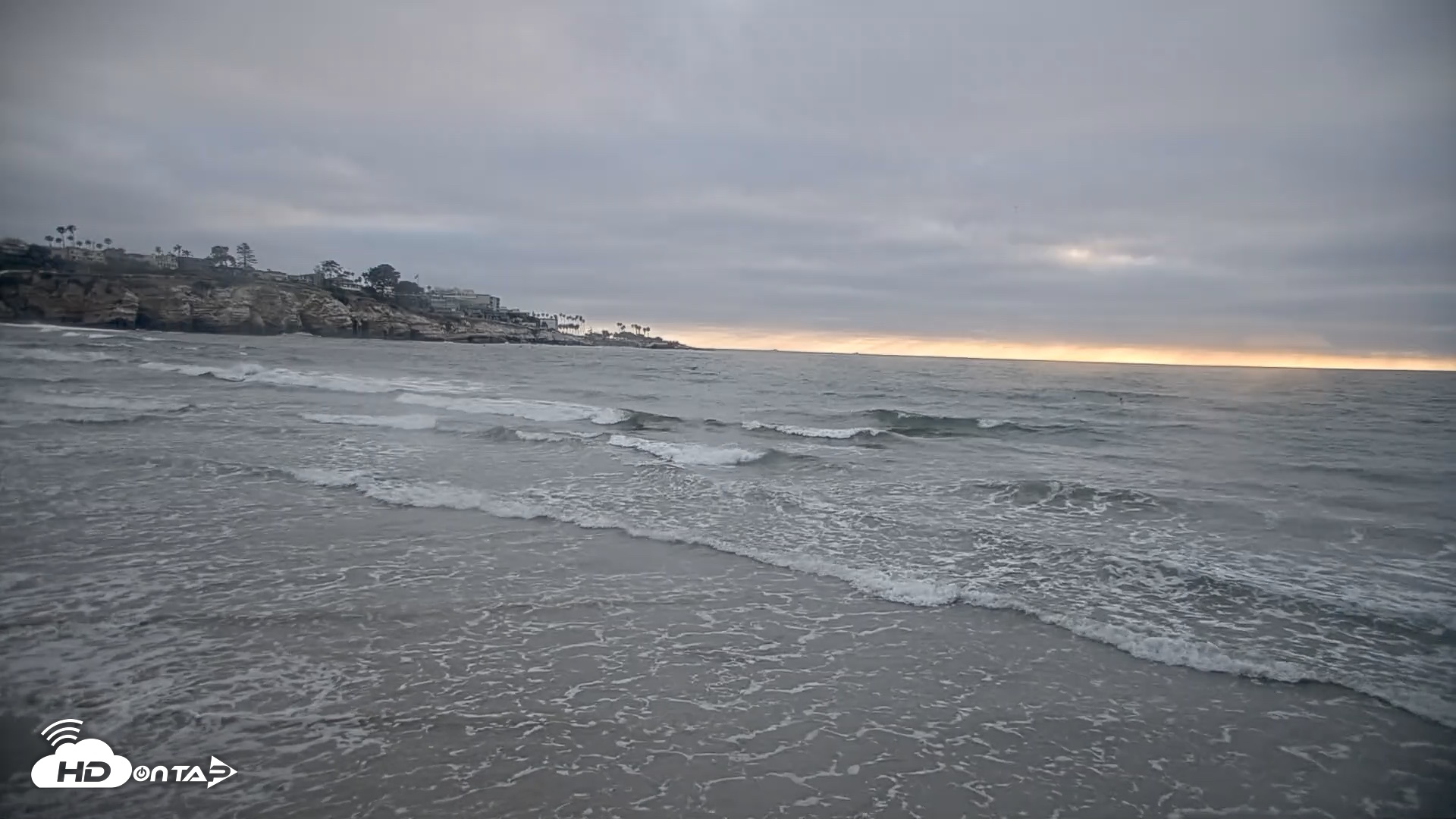 Snapshot of La Jolla Shores Live Surf Cam taken Jun 16, 2026, 7:17pm PDT