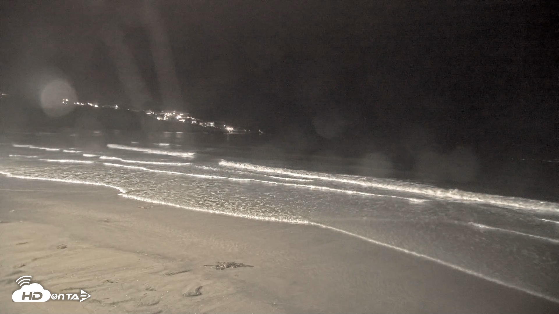 Snapshot of La Jolla Shores Live Surf Cam taken May 22, 2026, 10:29pm PDT