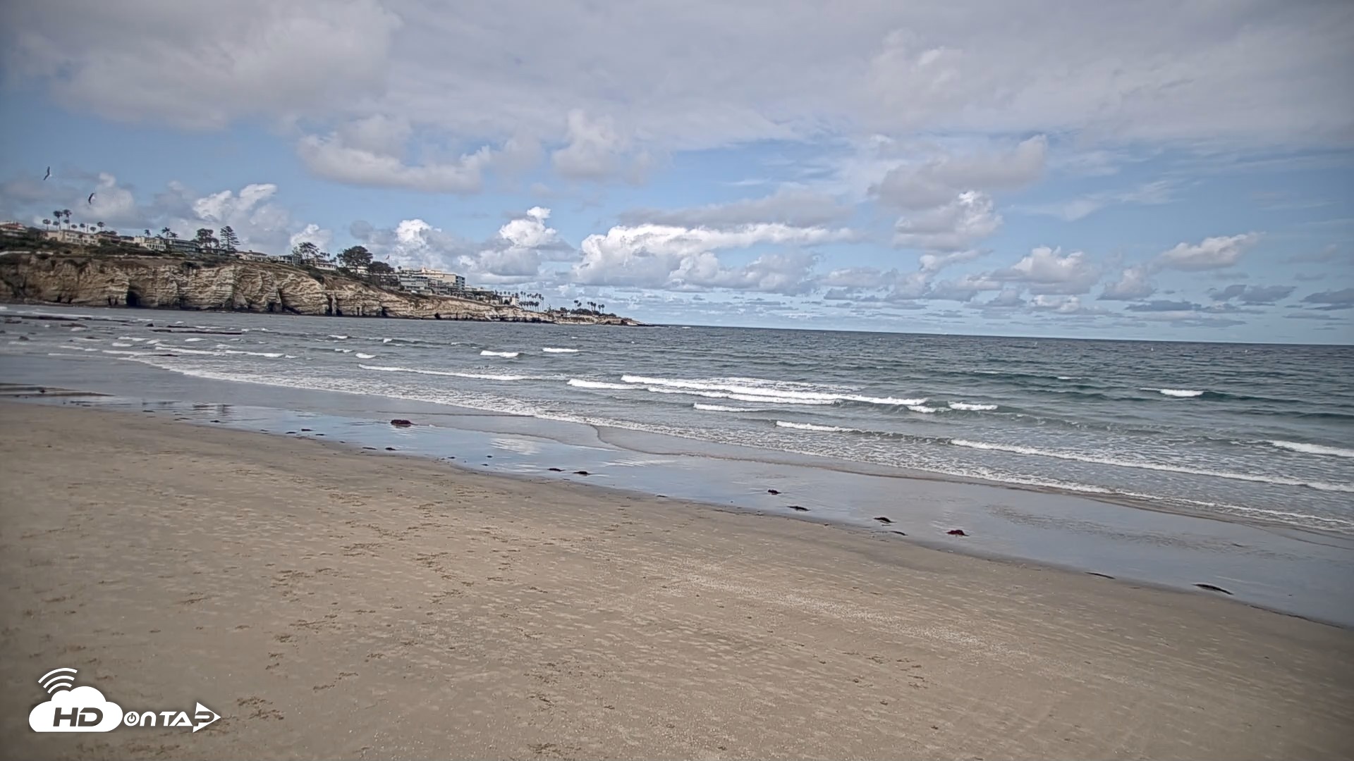 Snapshot of La Jolla Shores Live Surf Cam taken May 5, 2026, 10:01am PDT