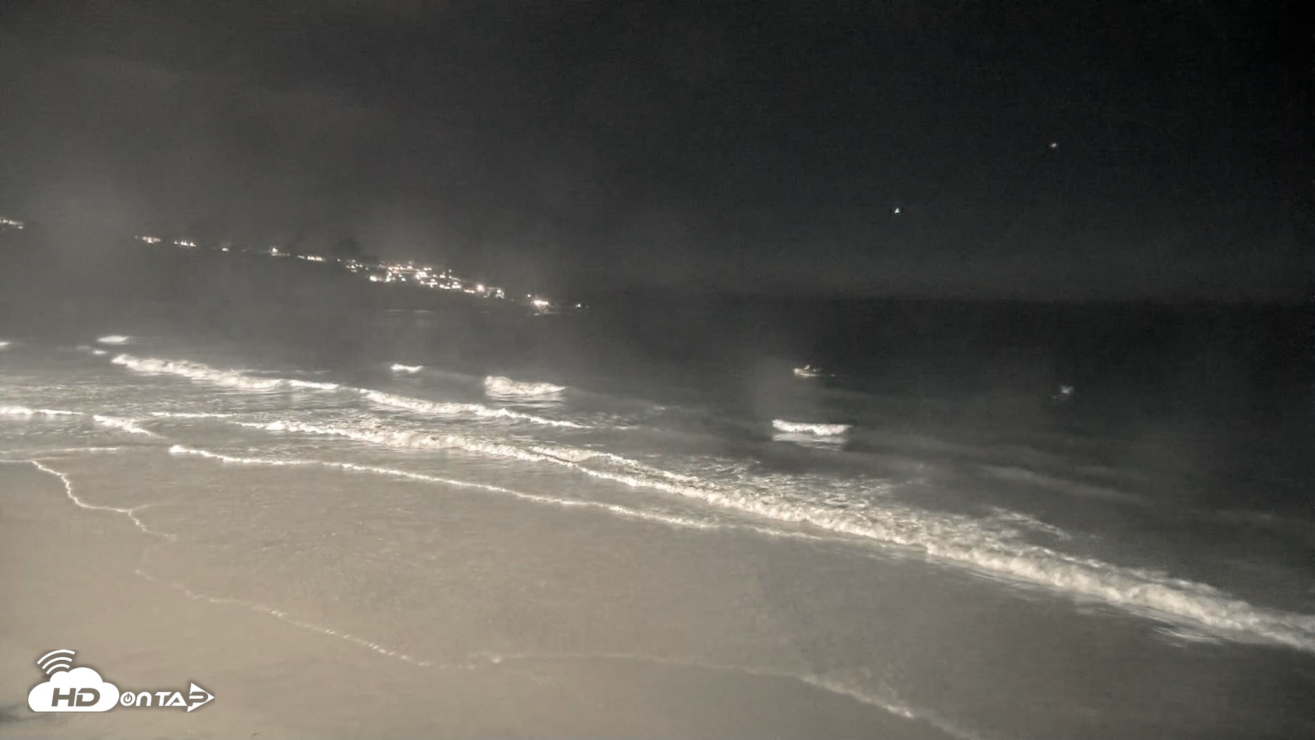 Snapshot of La Jolla Shores Live Surf Cam taken Mar 26, 2026, 8:03pm PDT