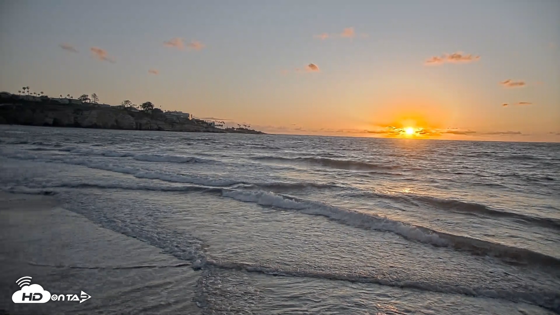 Snapshot of La Jolla Shores Live Surf Cam taken Apr 13, 2026, 7:12pm PDT