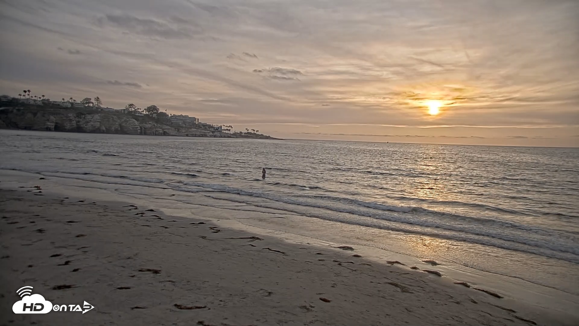Snapshot of La Jolla Shores Live Surf Cam taken Apr 20, 2026, 7:02pm PDT