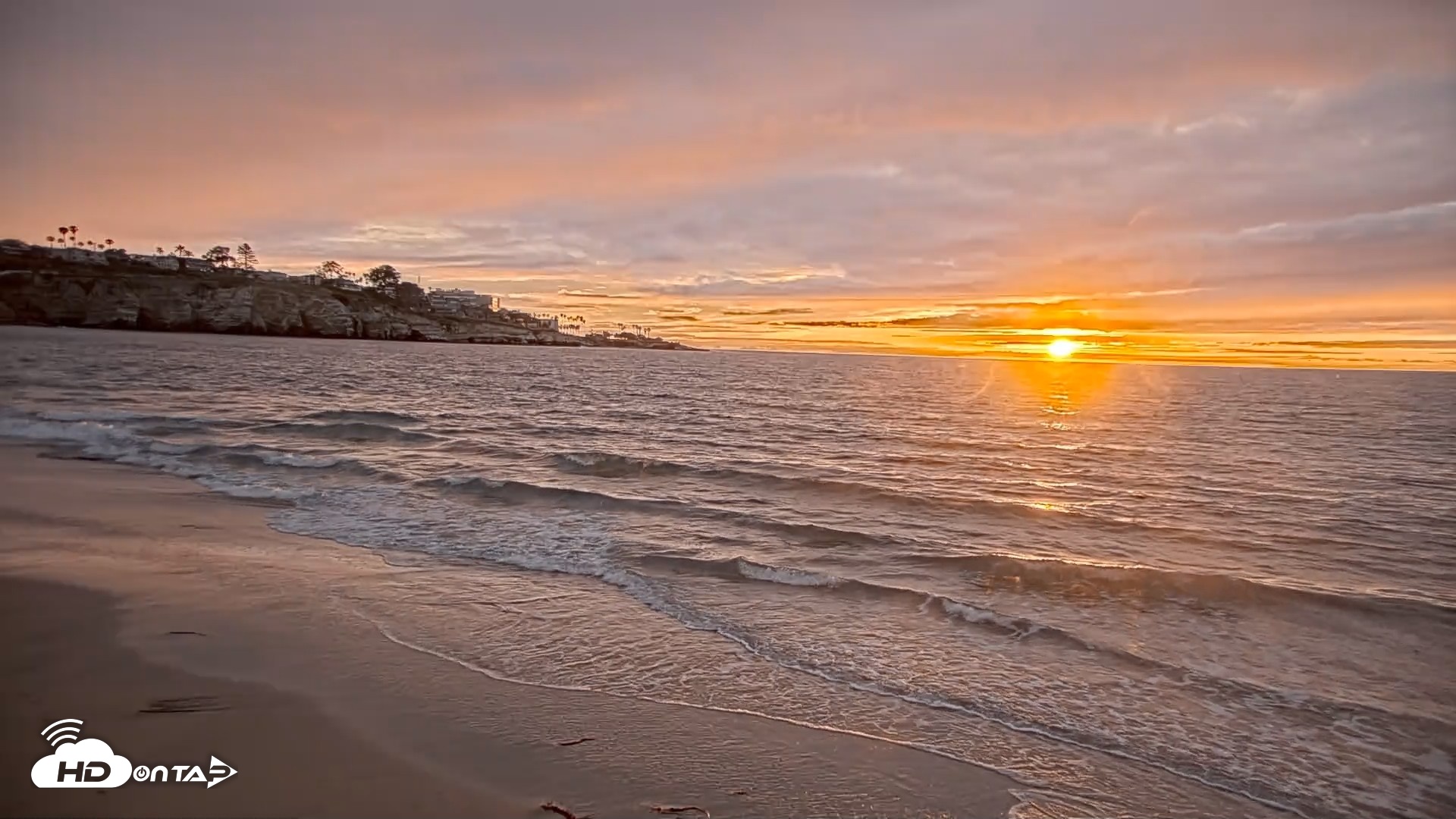 Snapshot of La Jolla Shores Live Surf Cam taken Apr 12, 2026, 7:13pm PDT