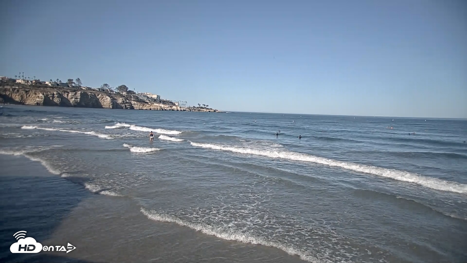 Snapshot of La Jolla Shores Live Surf Cam taken Oct 3, 2026, 9:06am PDT