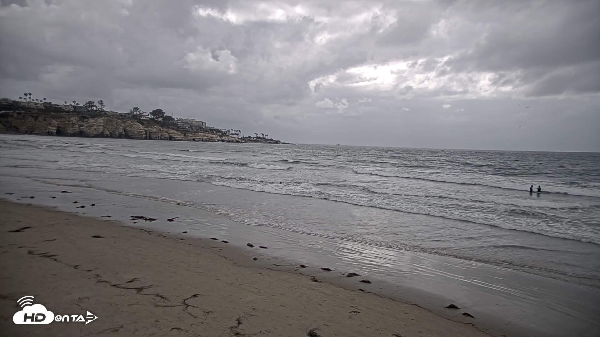 Snapshot of La Jolla Shores Live Surf Cam taken Apr 25, 2026, 3:55pm PDT