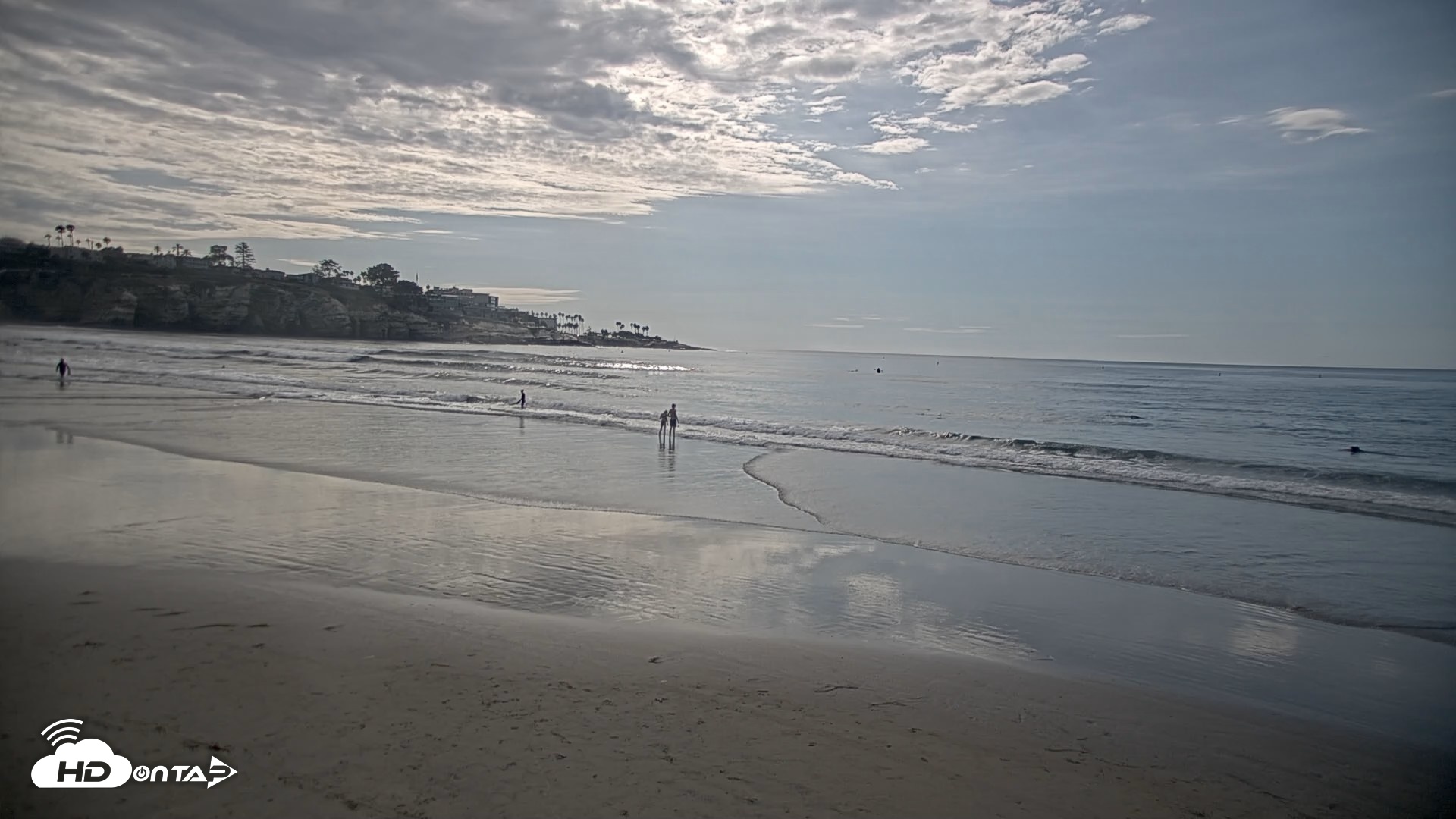 Snapshot of La Jolla Shores Live Surf Cam taken Sep 9, 2026, 4:15pm PDT