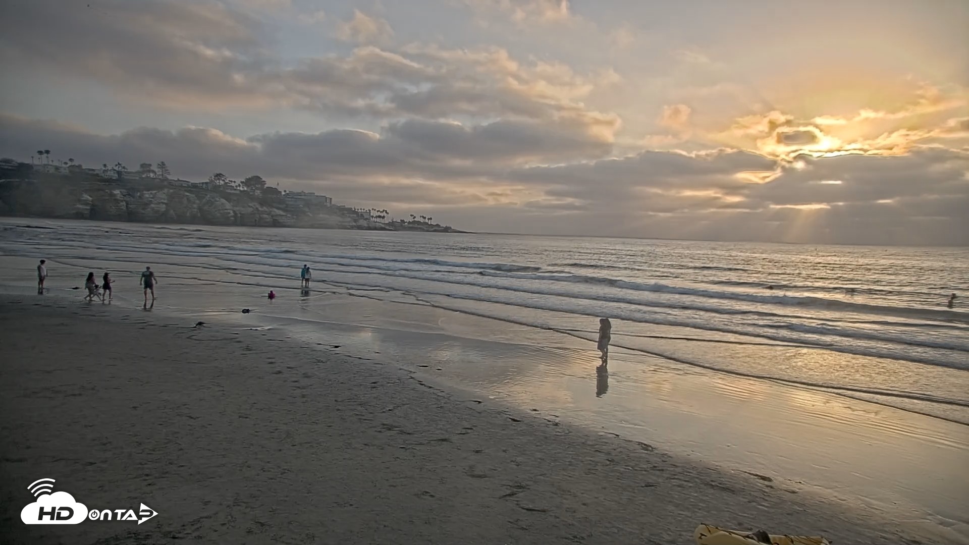 Snapshot of La Jolla Shores Live Surf Cam taken Aug 2, 2026, 7:21pm PDT