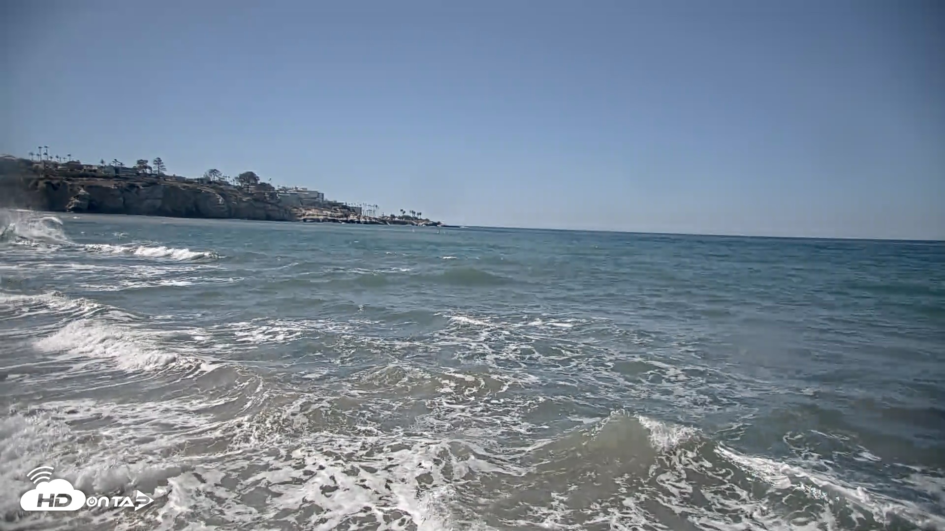 Snapshot of La Jolla Shores Live Surf Cam taken Oct 15, 2026, 1:02pm PDT