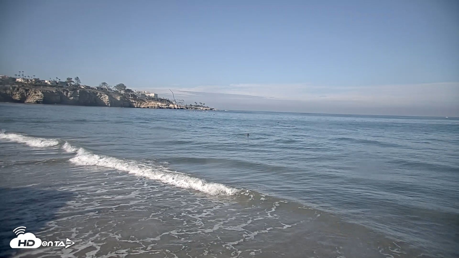 Snapshot of La Jolla Shores Live Surf Cam taken Oct 21, 2026, 9:58am PDT