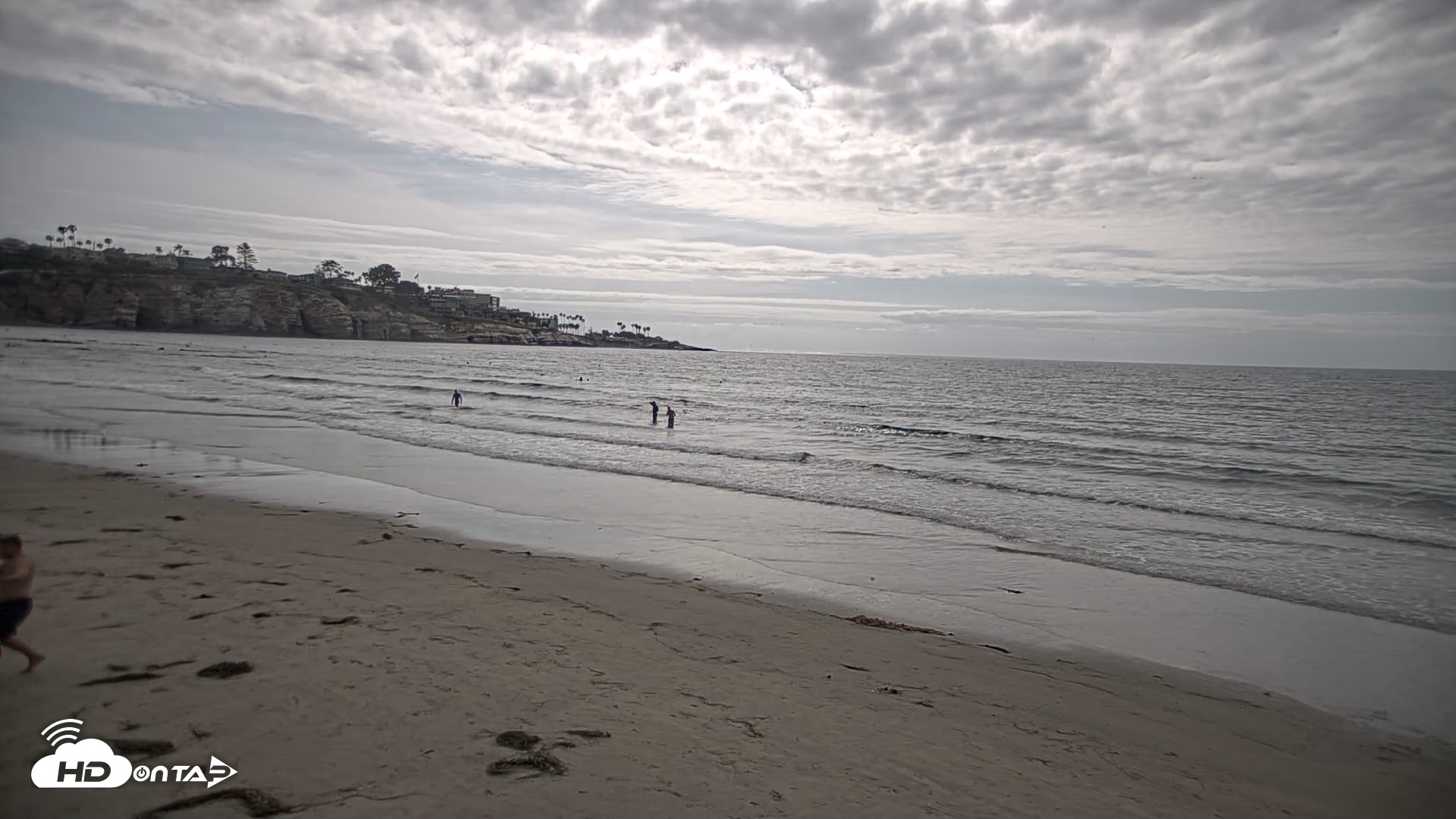 Snapshot of La Jolla Shores Live Surf Cam taken May 3, 2026, 4:20pm PDT