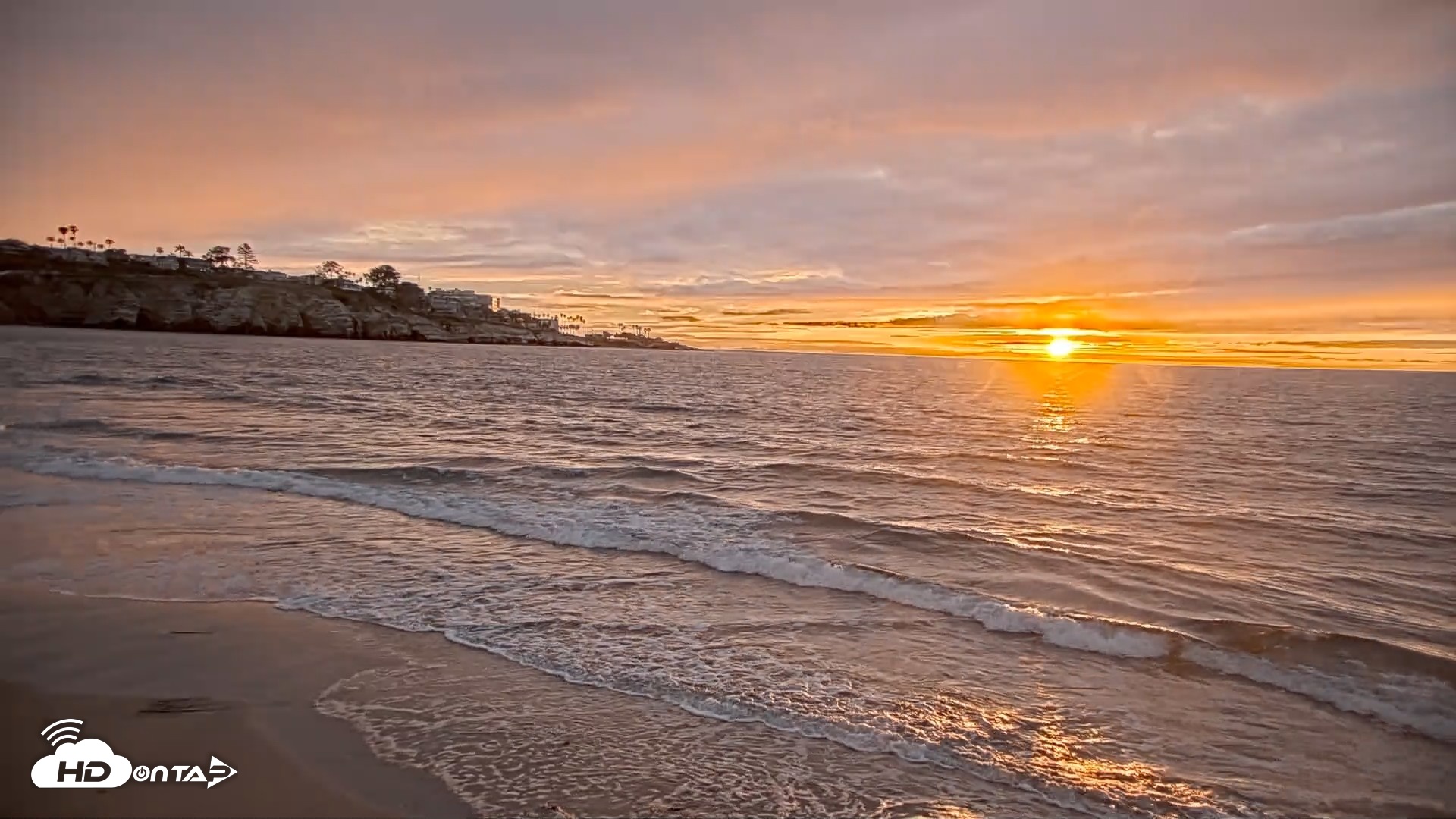 Snapshot of La Jolla Shores Live Surf Cam taken Apr 12, 2026, 7:13pm PDT