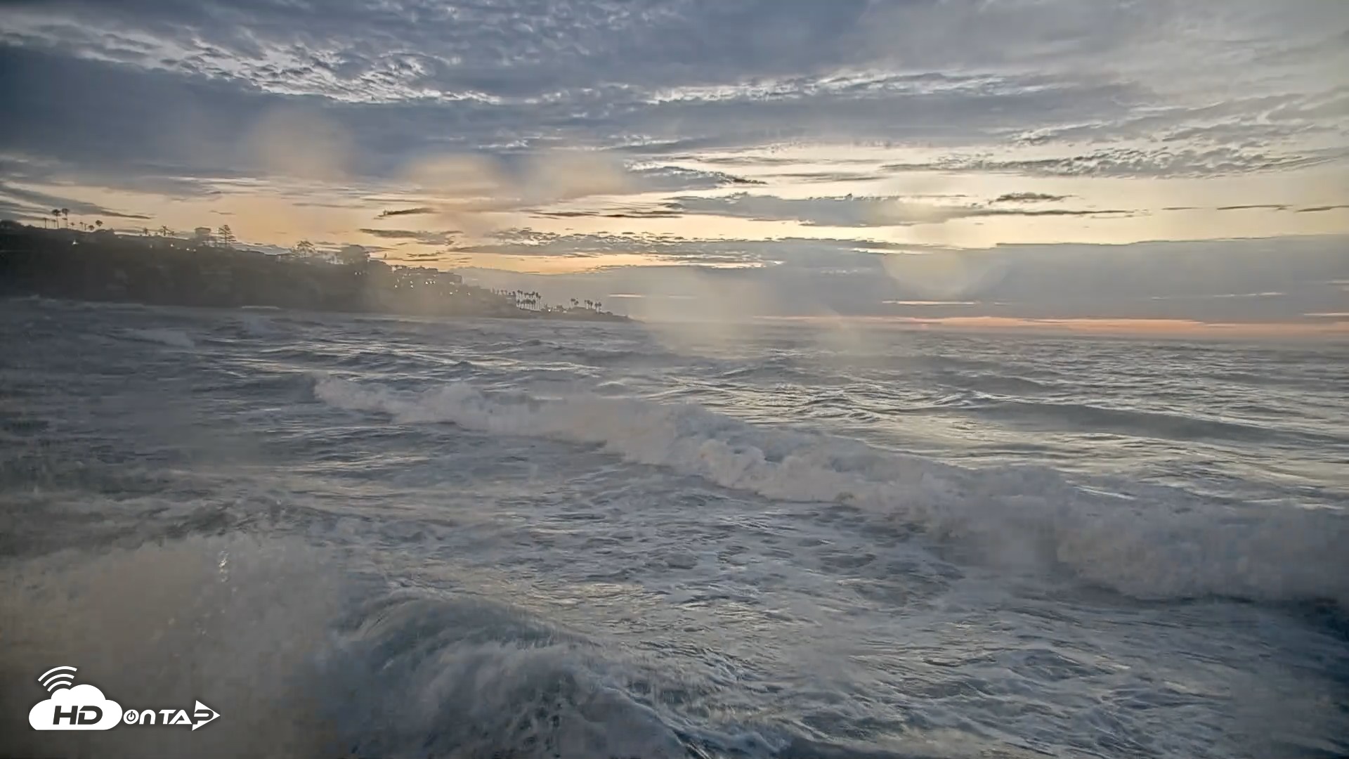 Snapshot of La Jolla Shores Live Surf Cam taken Sep 8, 2026, 7:21pm PDT