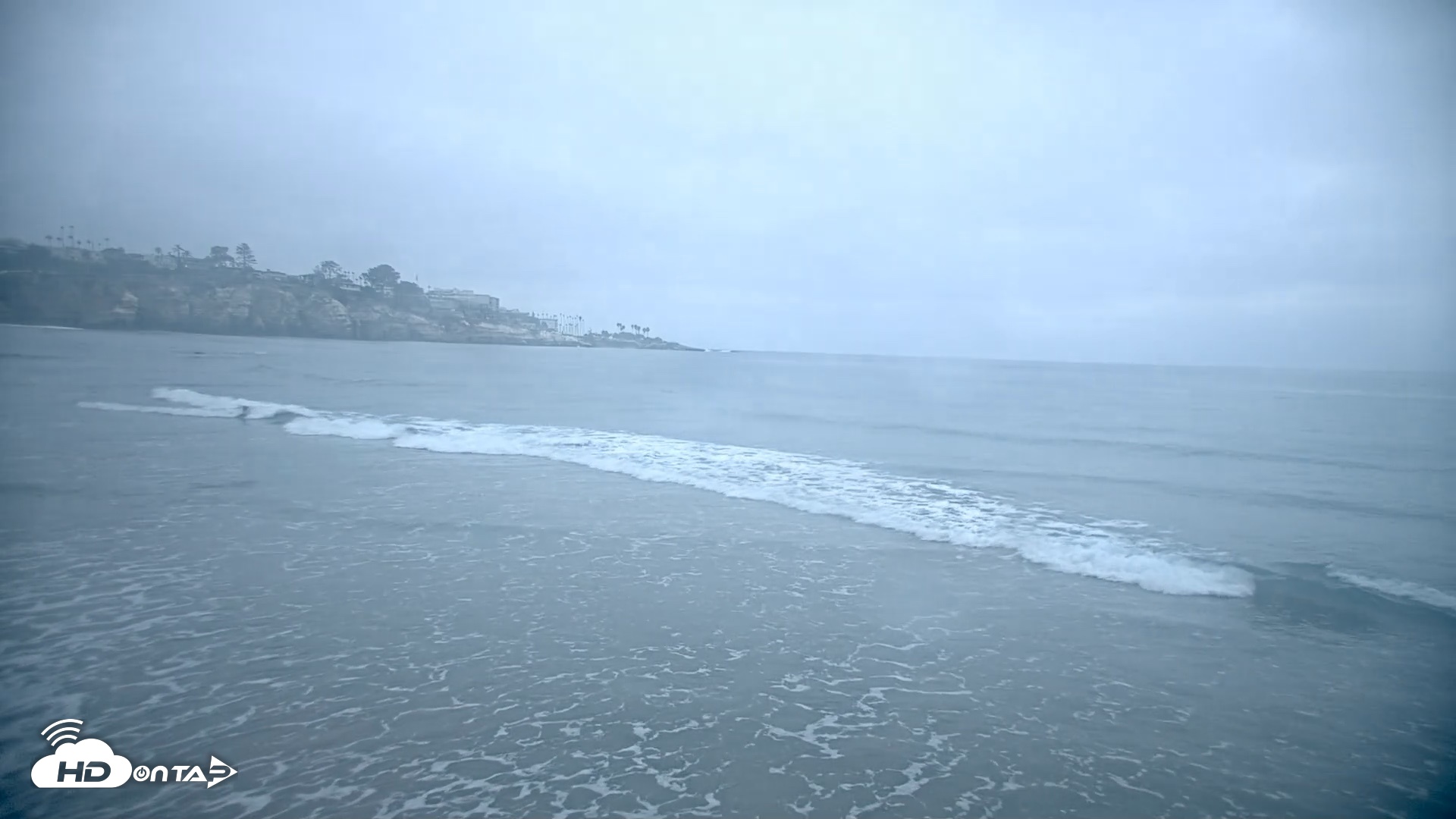Snapshot of La Jolla Shores Live Surf Cam taken Sep 25, 2026, 6:44am PDT