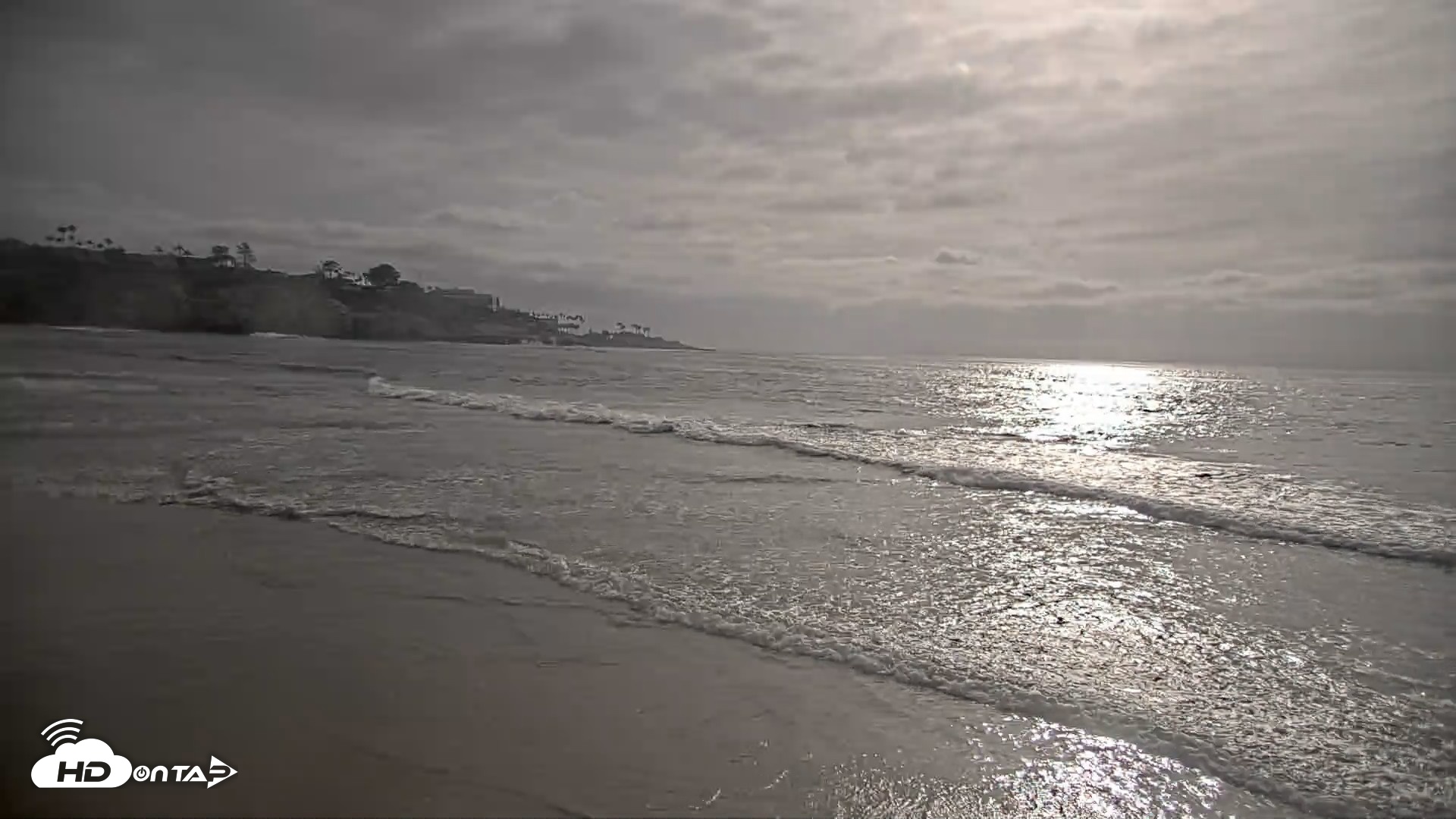 Snapshot of La Jolla Shores Live Surf Cam taken Jun 6, 2026, 5:52pm PDT