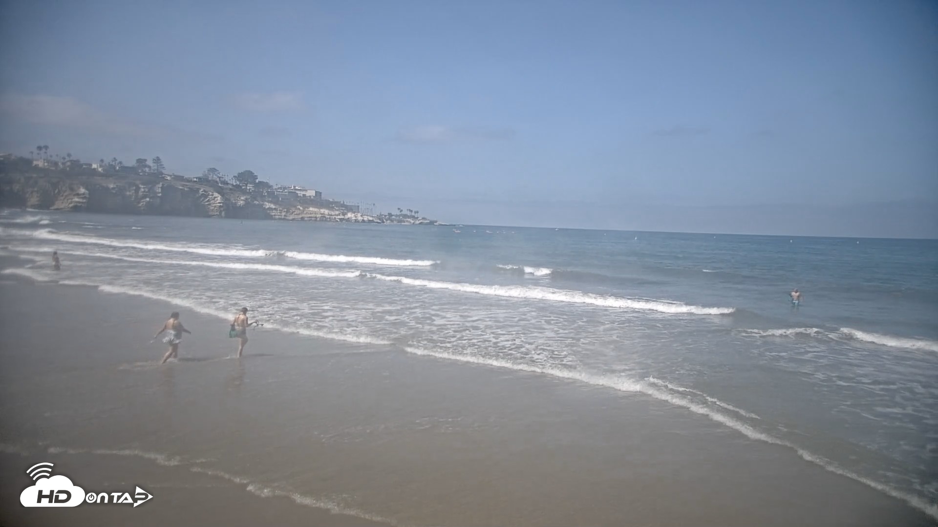Snapshot of La Jolla Shores Live Surf Cam taken Sep 23, 2026, 11:09am PDT