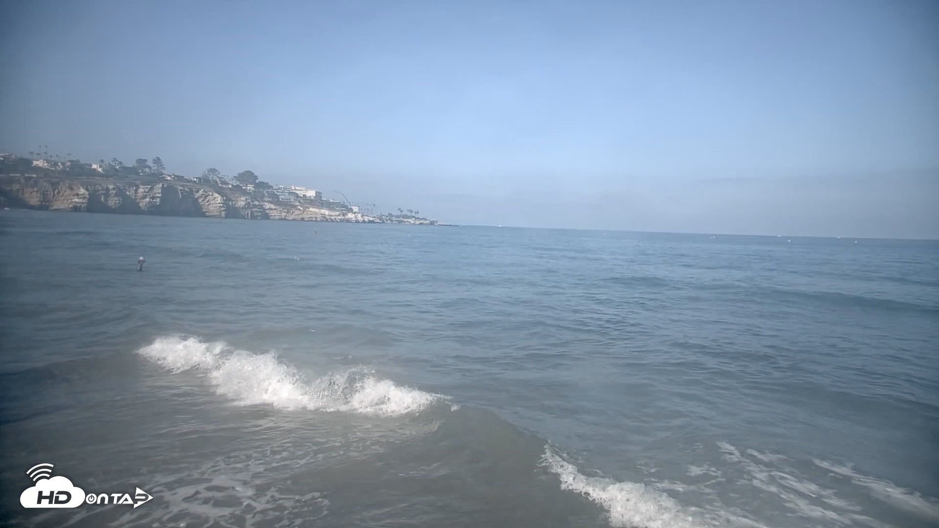 Snapshot of La Jolla Shores Live Surf Cam taken Sep 25, 2026, 9:27am PDT
