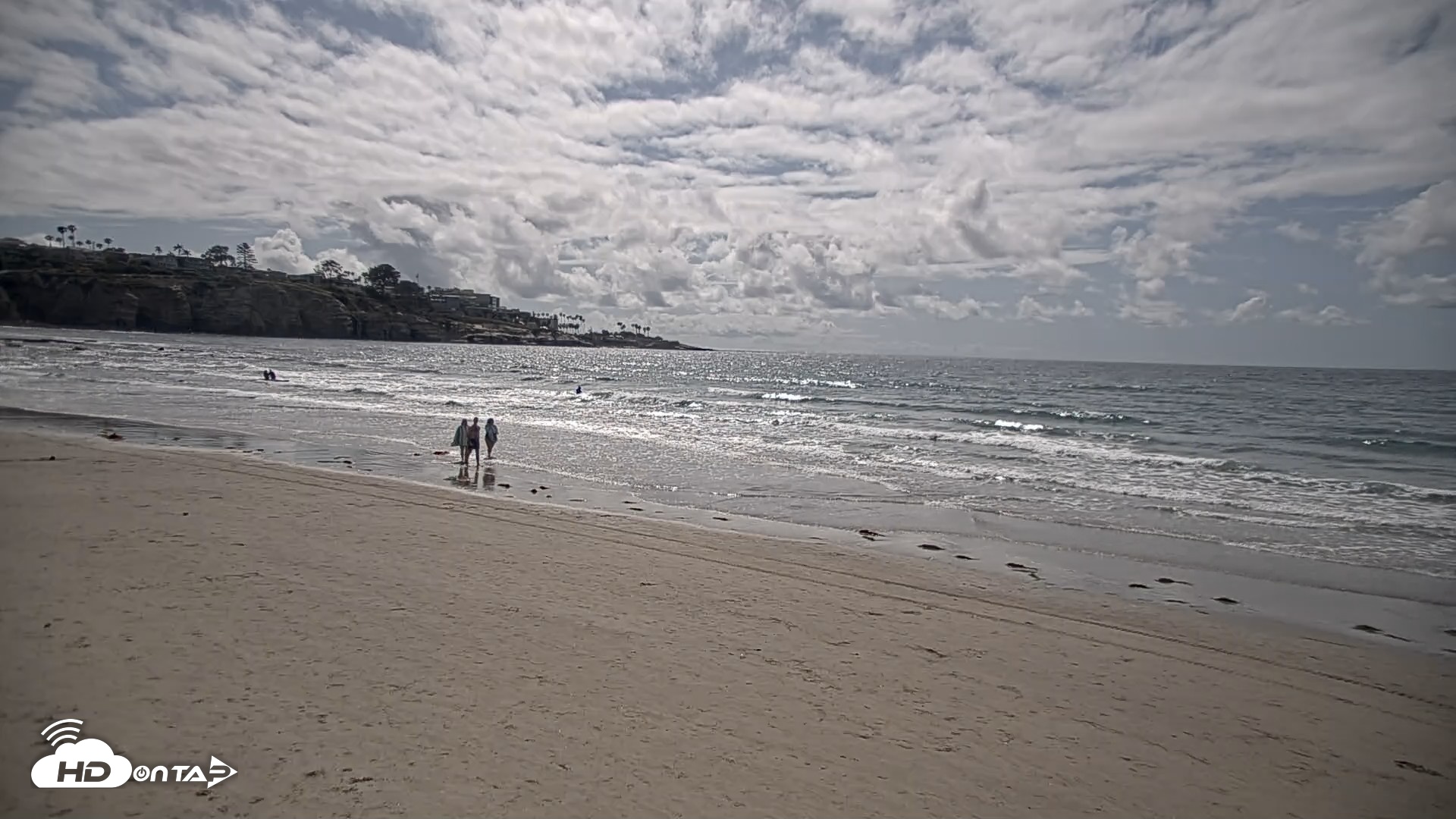 Snapshot of La Jolla Shores Live Surf Cam taken Apr 26, 2026, 3:38pm PDT