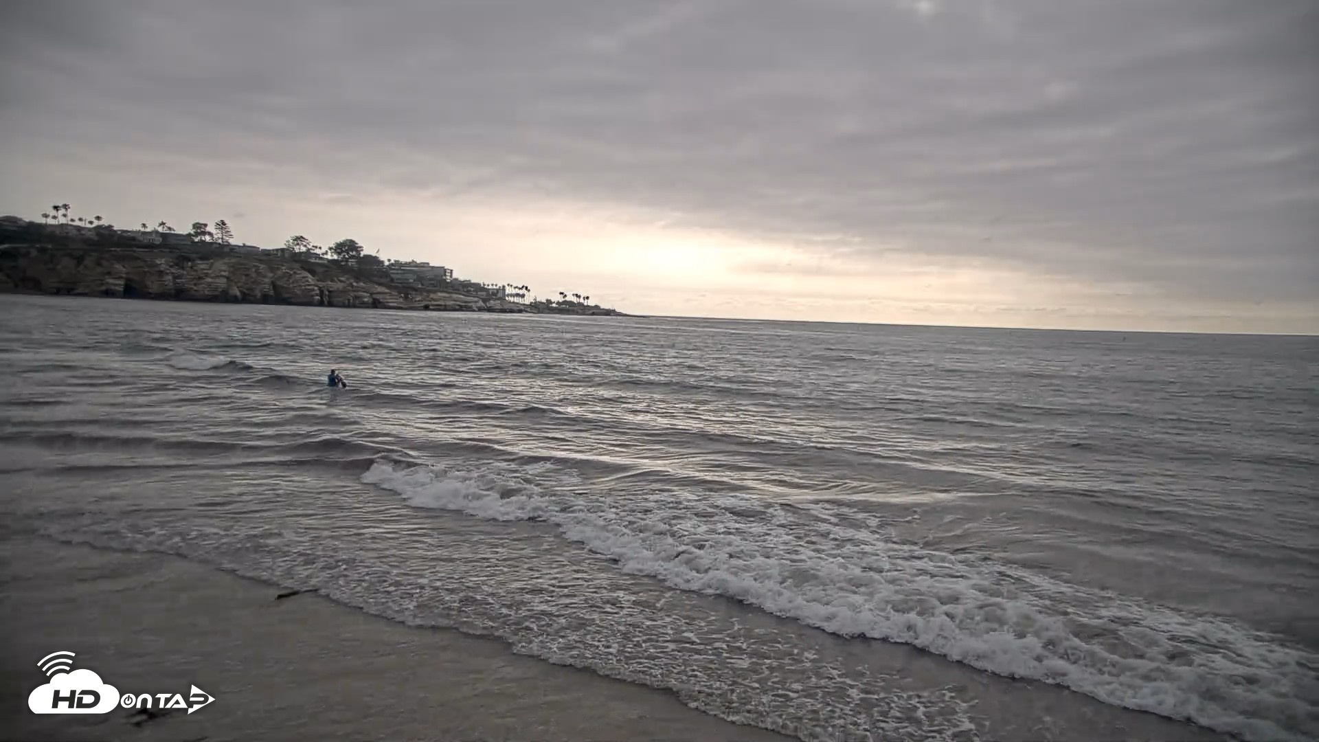 Snapshot of La Jolla Shores Live Surf Cam taken May 12, 2026, 5:47pm PDT