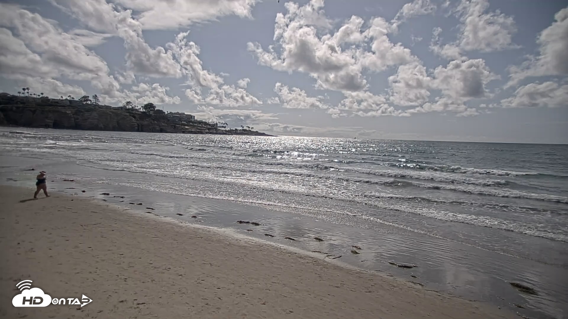 Snapshot of La Jolla Shores Live Surf Cam taken Apr 26, 2026, 4:19pm PDT