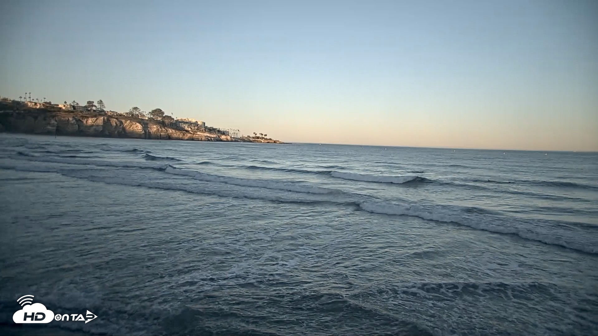 Snapshot of La Jolla Shores Live Surf Cam taken Oct 3, 2026, 7:05am PDT