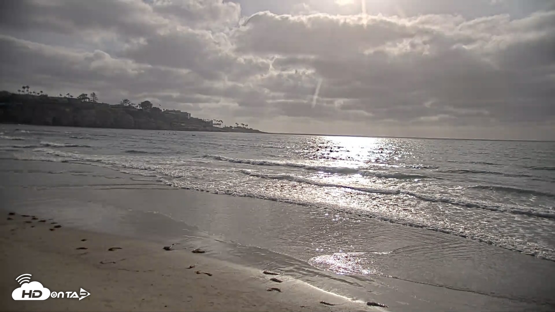 Snapshot of La Jolla Shores Live Surf Cam taken Apr 30, 2026, 5:38pm PDT